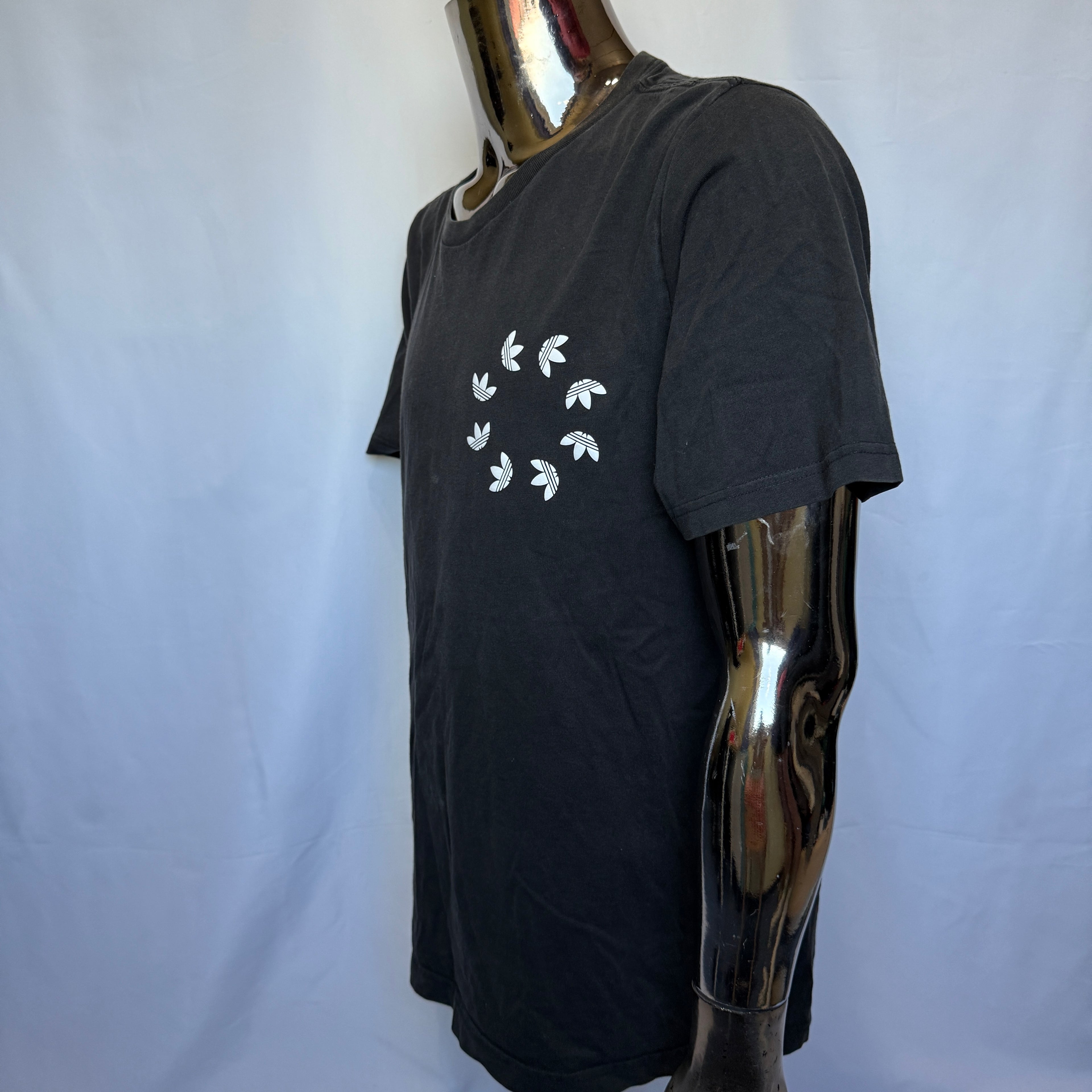 Adidas Originals T-Shirt / Shirt – “Flying Trefoils” – Retro Style - Größe L