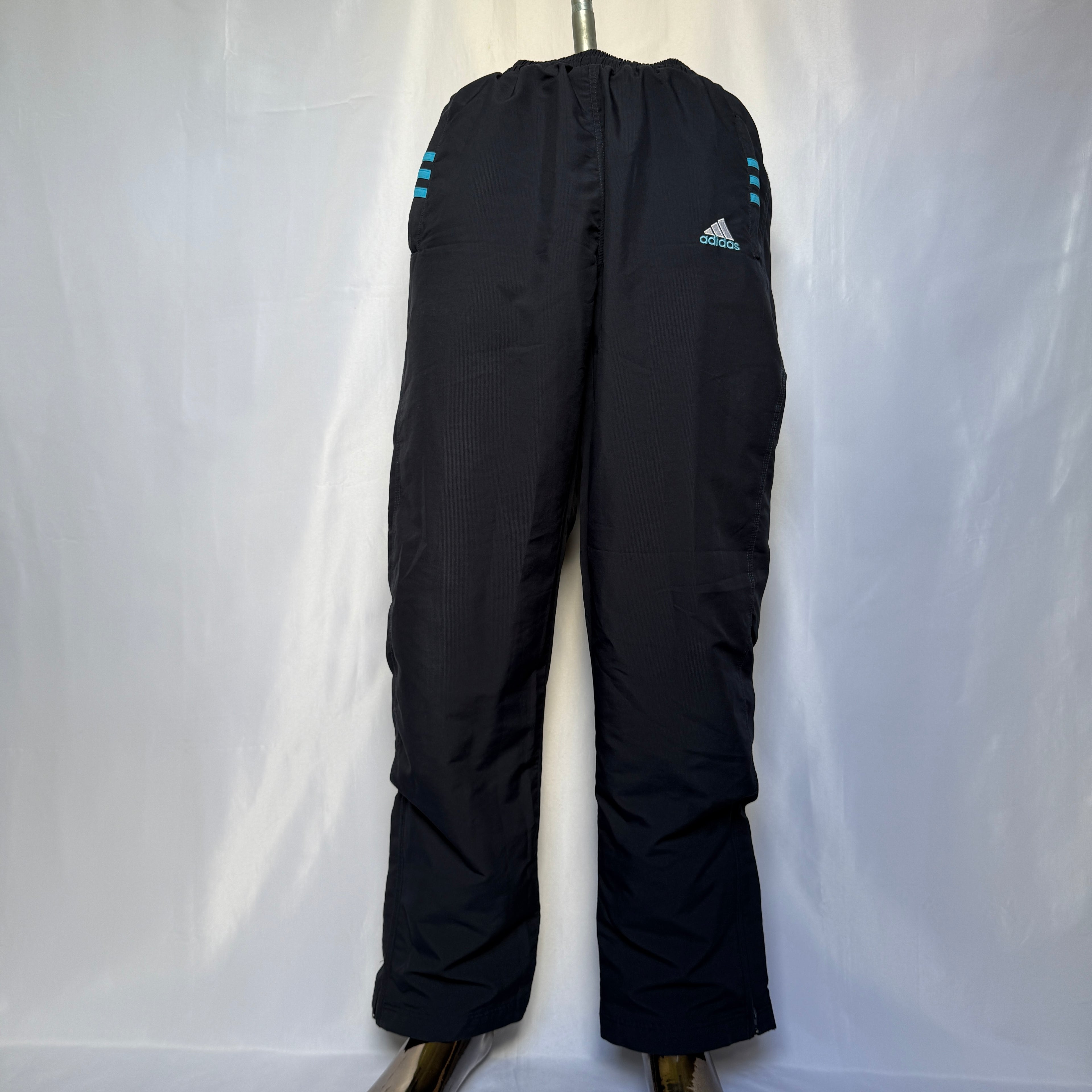 Adidas Trainingshose (Vintage 00er Jahre) – Größe M