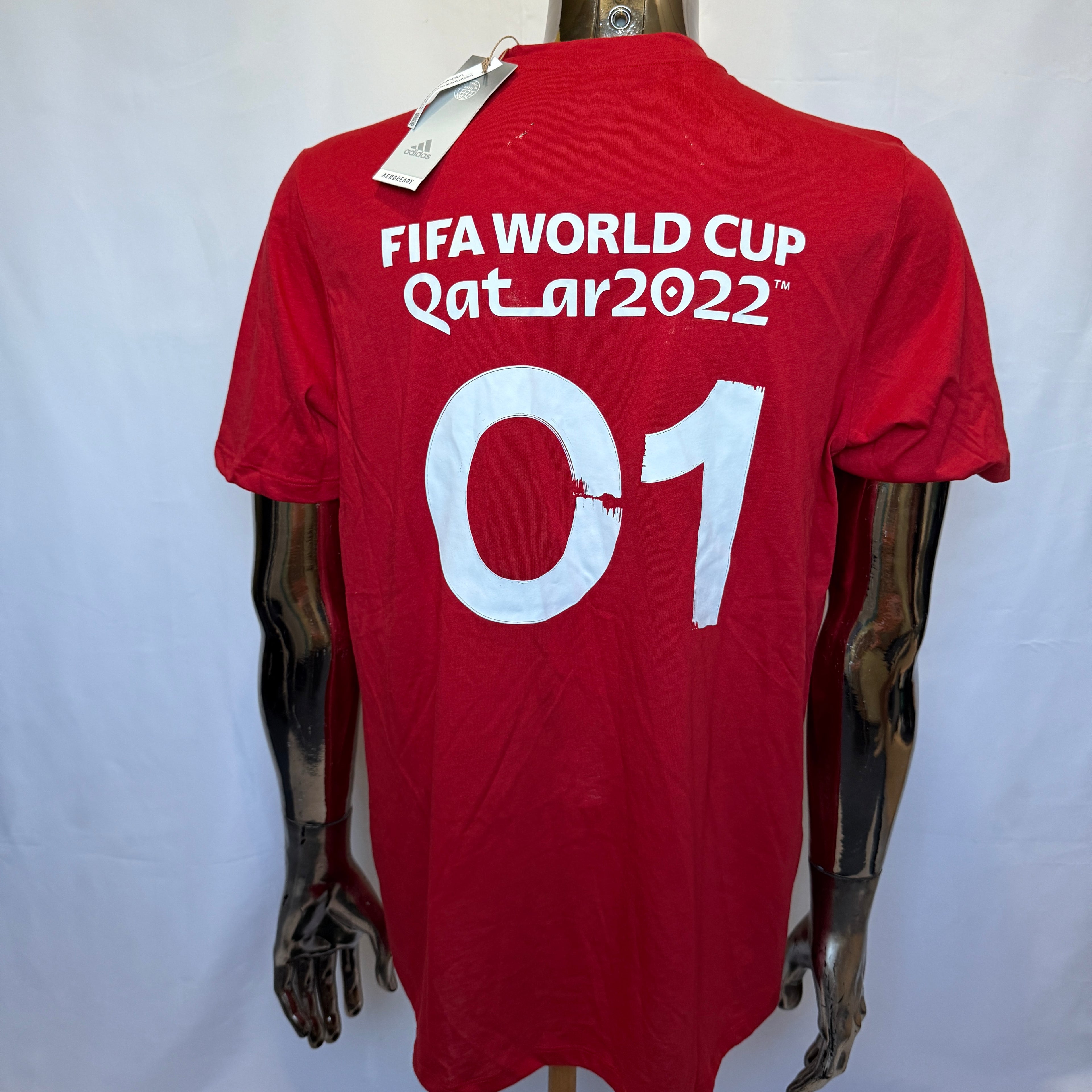 Adidas x Coca-Cola – FIFA World Cup Qatar 2022 T-Shirt / Shirt – Deadstock (mit Etikett) - Größe M