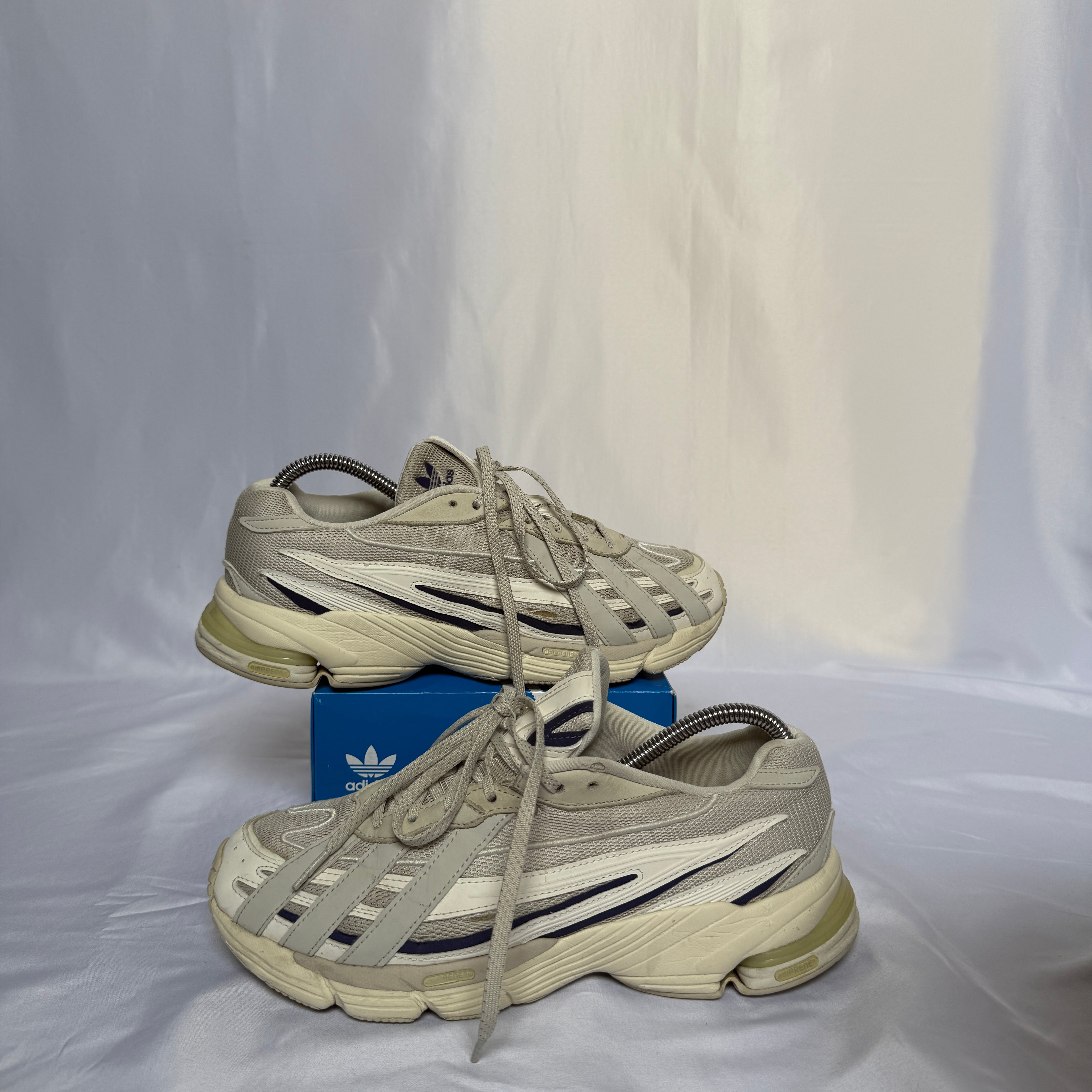 Adidas Sneaker Ozrah “Off White/Beige” – Größe 42 (US 8,5)