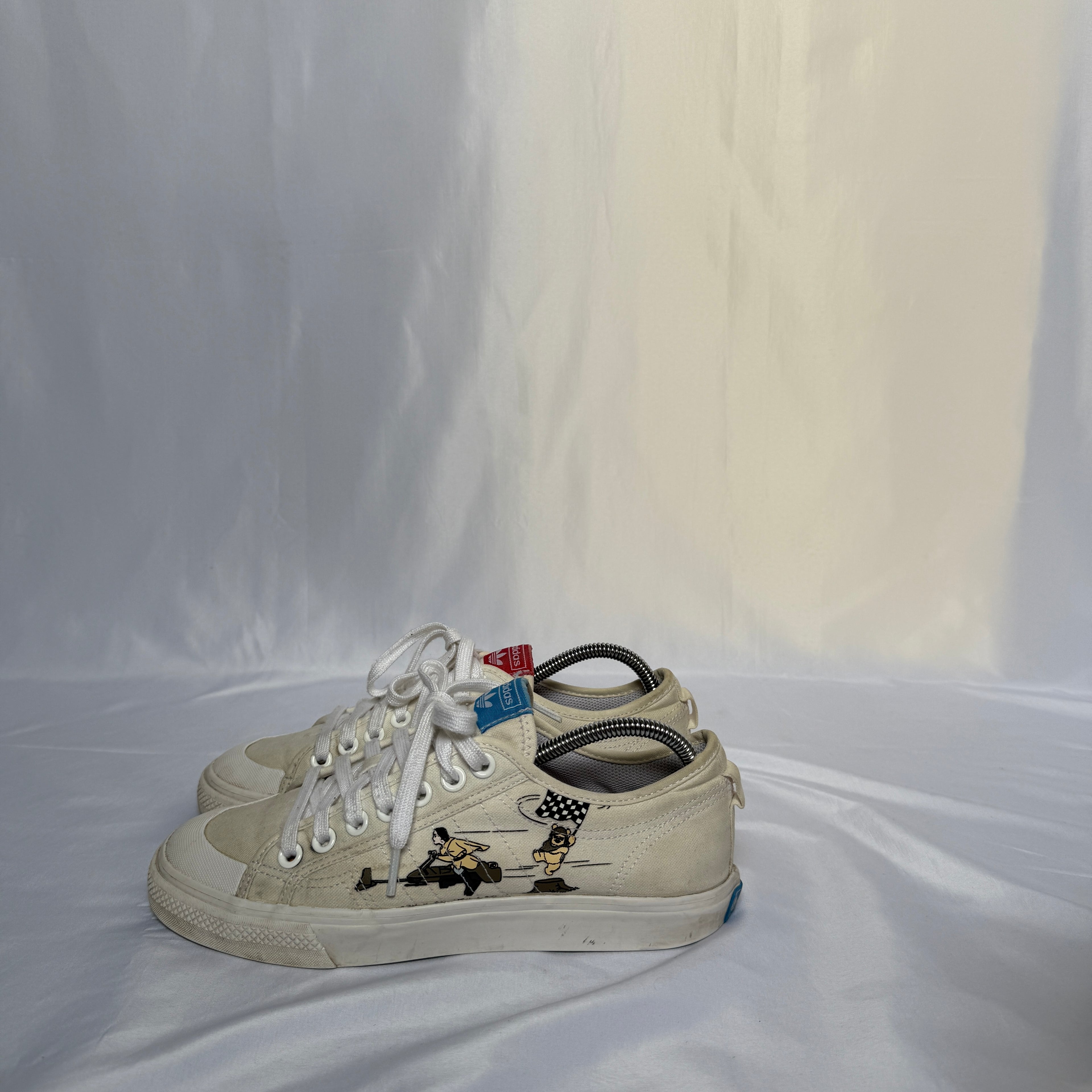 Adidas x Star Wars Nizza – Princess Leia Edition – Größe 42 (US 8,5)