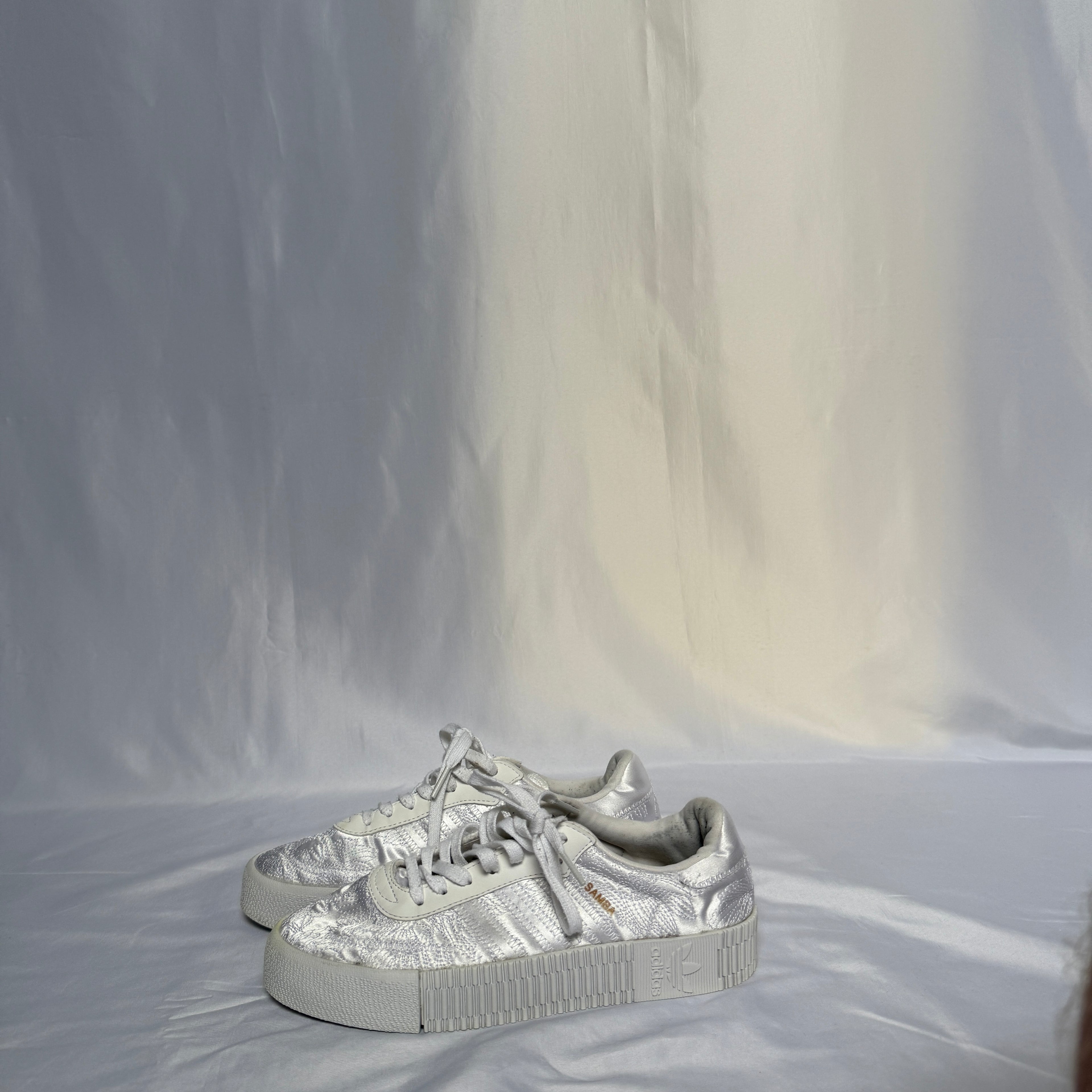 Adidas Samba OG W „White Metallic Gold“ – Größe 40 ⅔ (US 7,5)