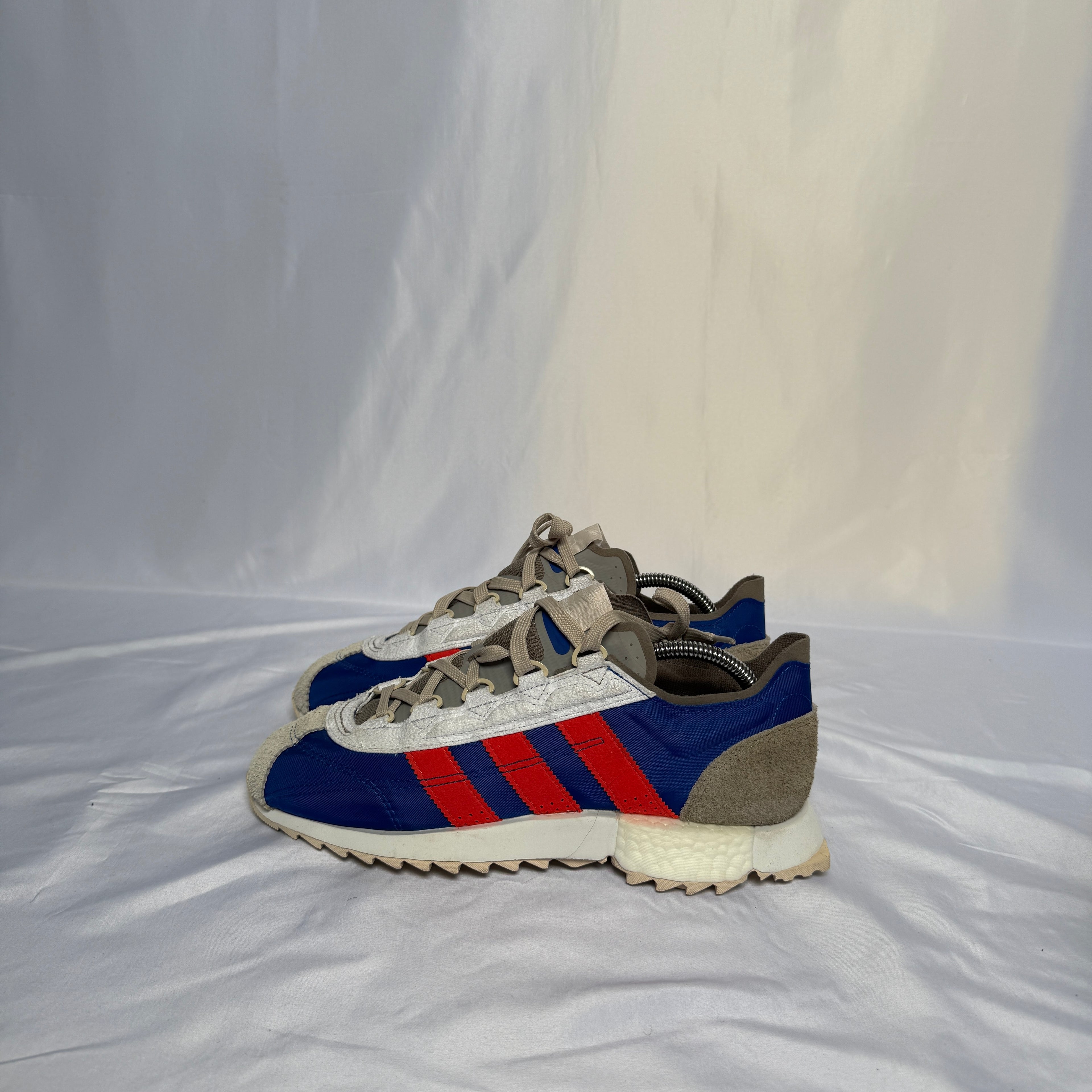 Adidas Marathon TR x White Mountaineering – Limited
– Größe 42 ⅔