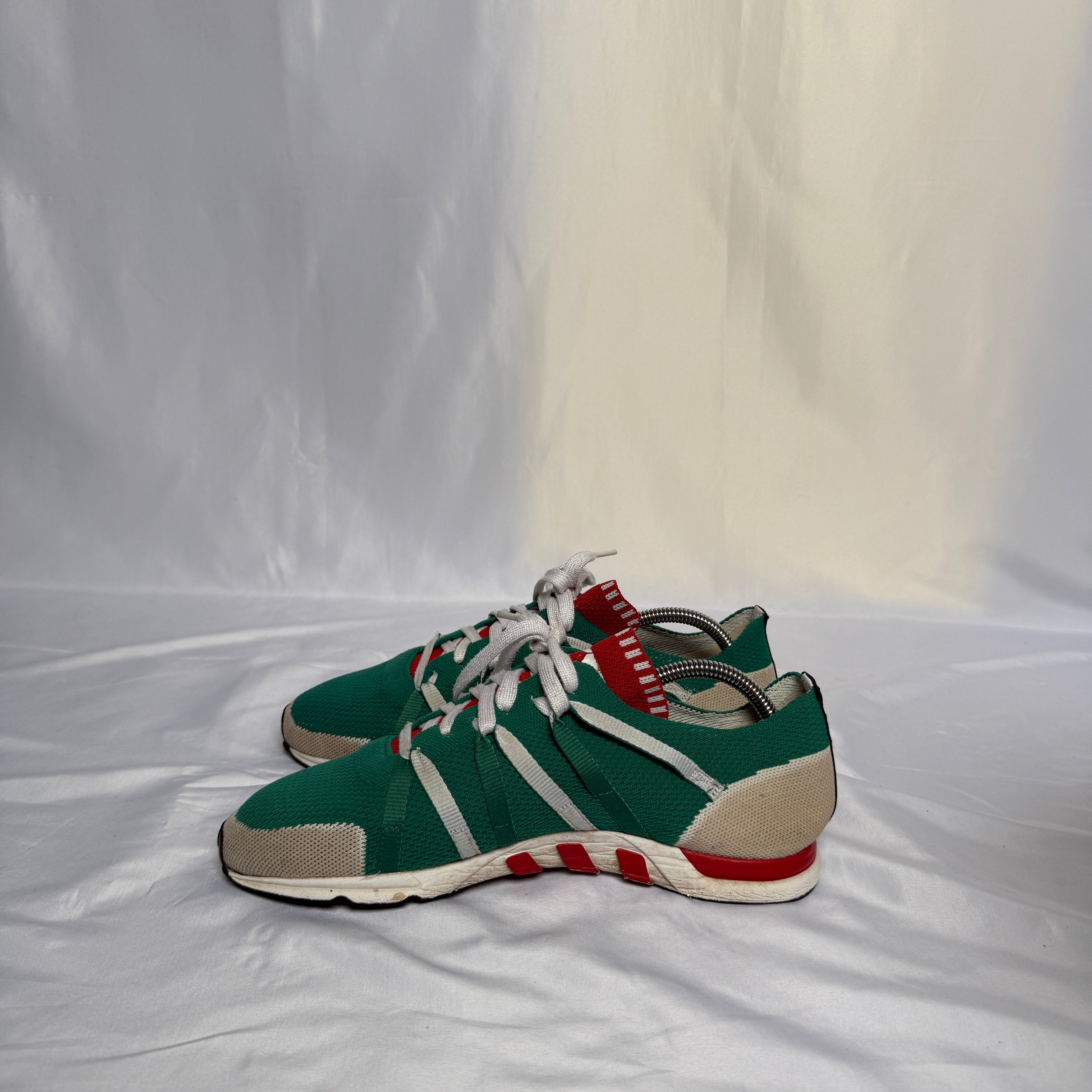 Adidas EQT 2016 – Weiß/Rot/Grün – Größe 42 (US 8,5)