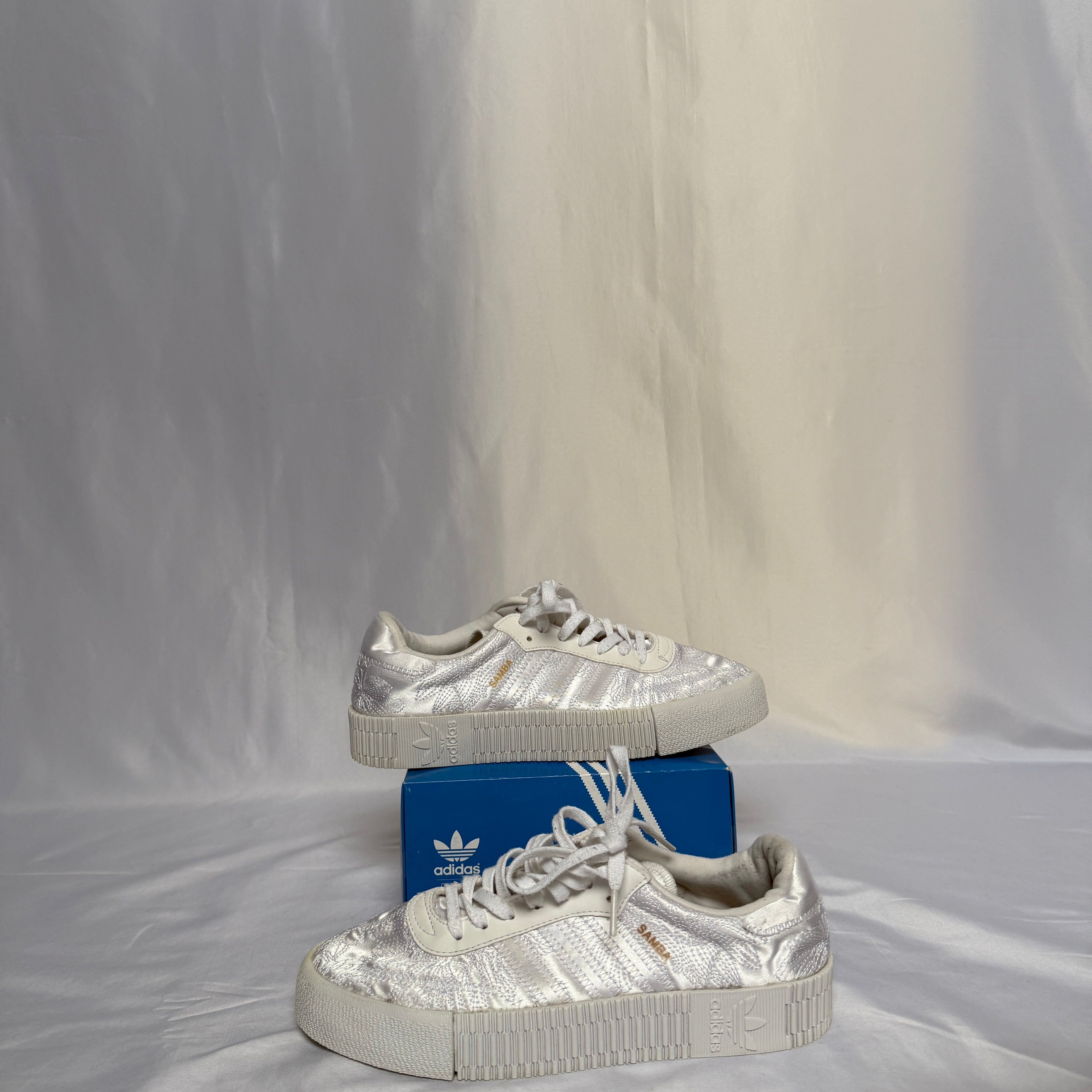 Adidas Samba OG W „White Metallic Gold“ – Größe 40 ⅔ (US 7,5)