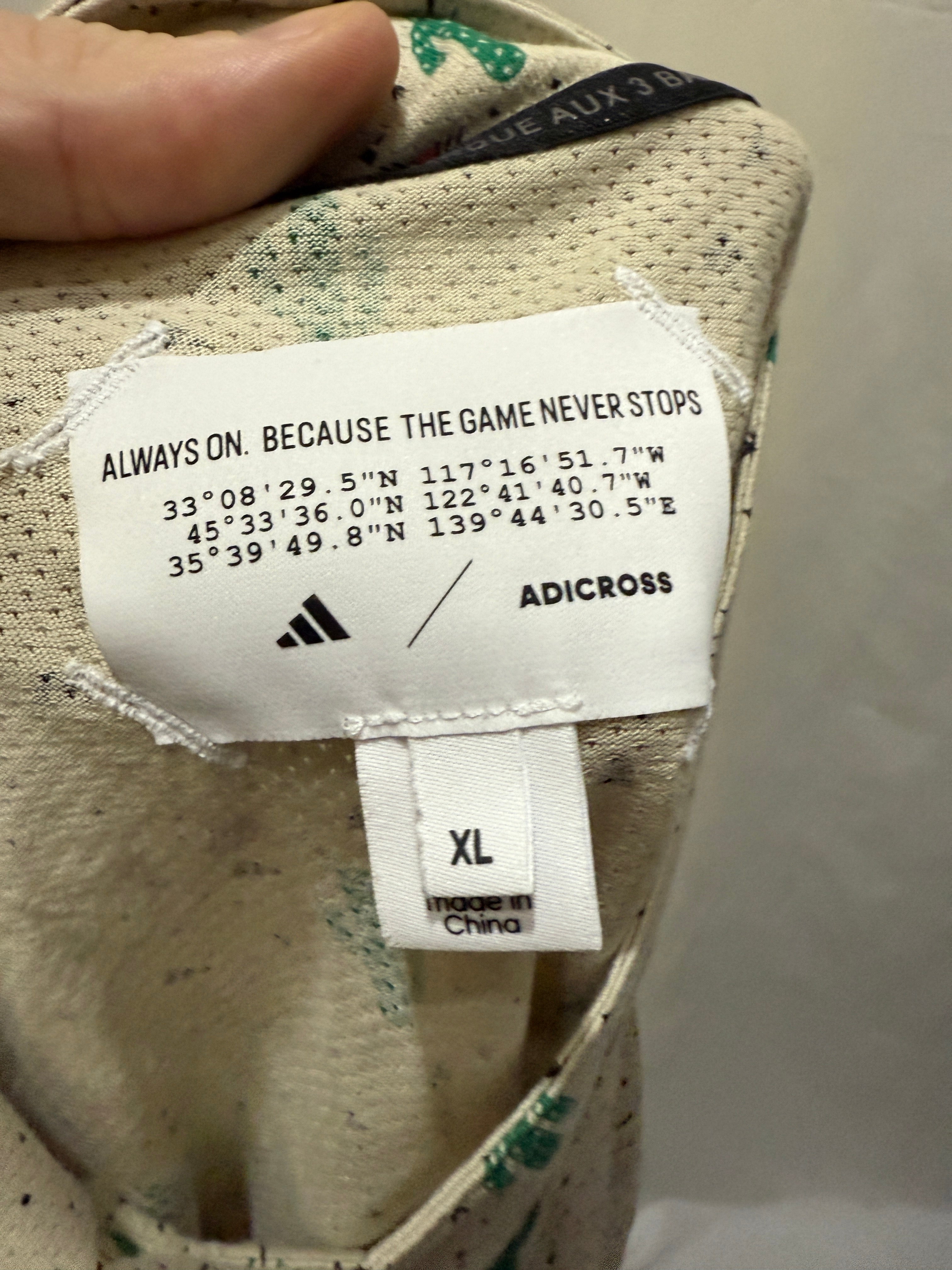 Adidas Hemd – Cactus Print – Modern Performance Style - Größe XL