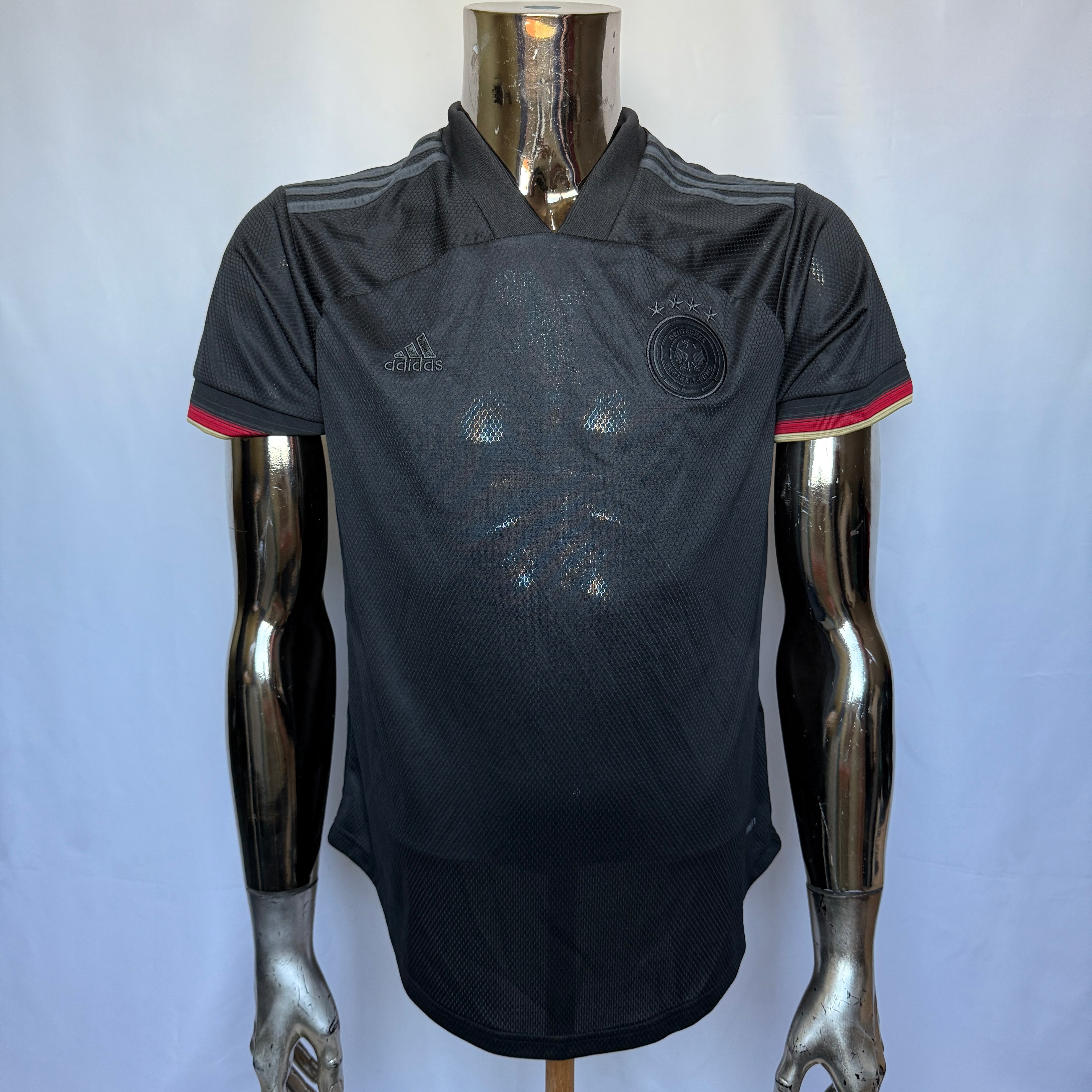 Adidas DFB / Deutschland Auswärts Trikot – Blackout Edition – Euro 2020 – Größe L