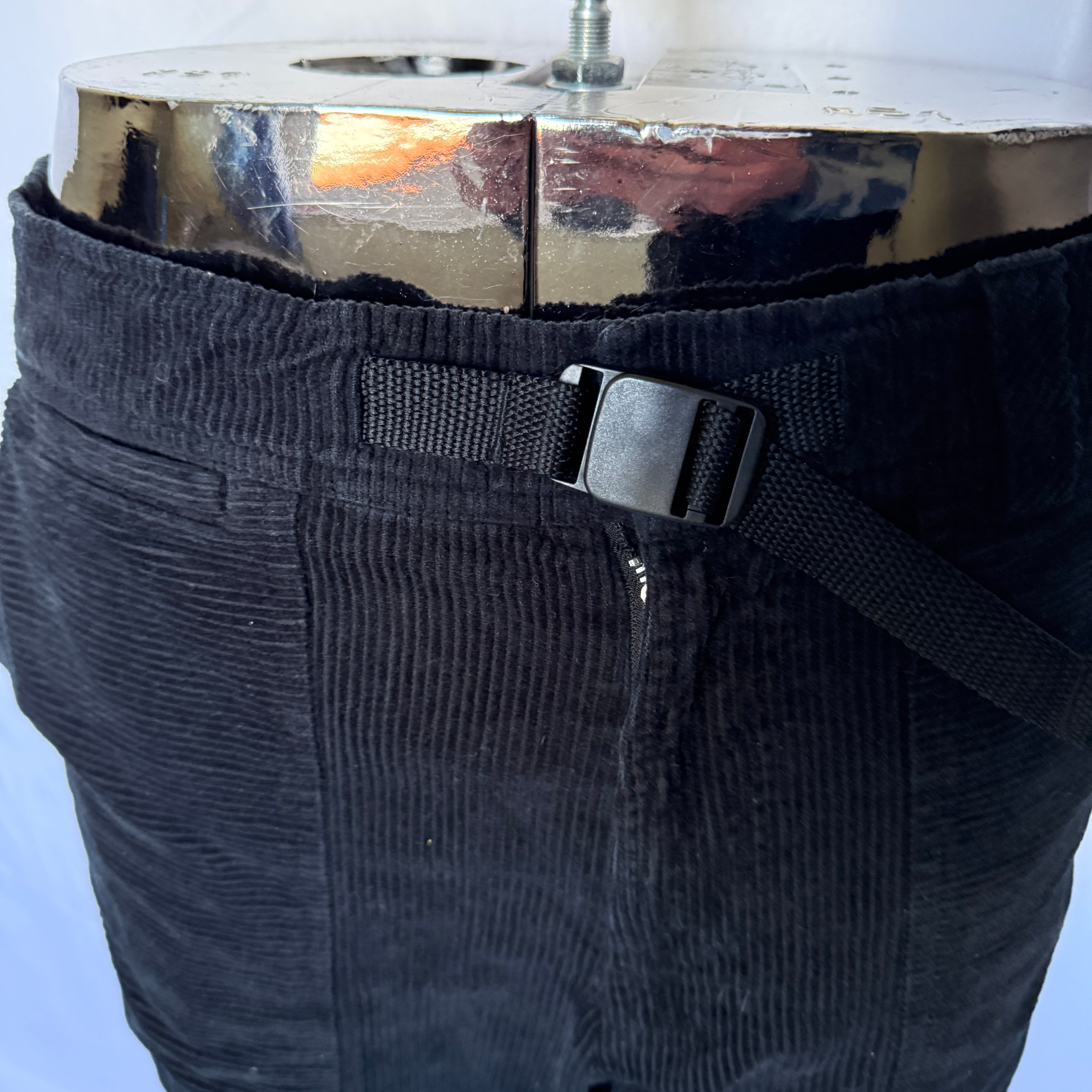 Adidas Originals Cordhose SAMPLE – Schwarz (Prototyp / Selten!) - Größe M