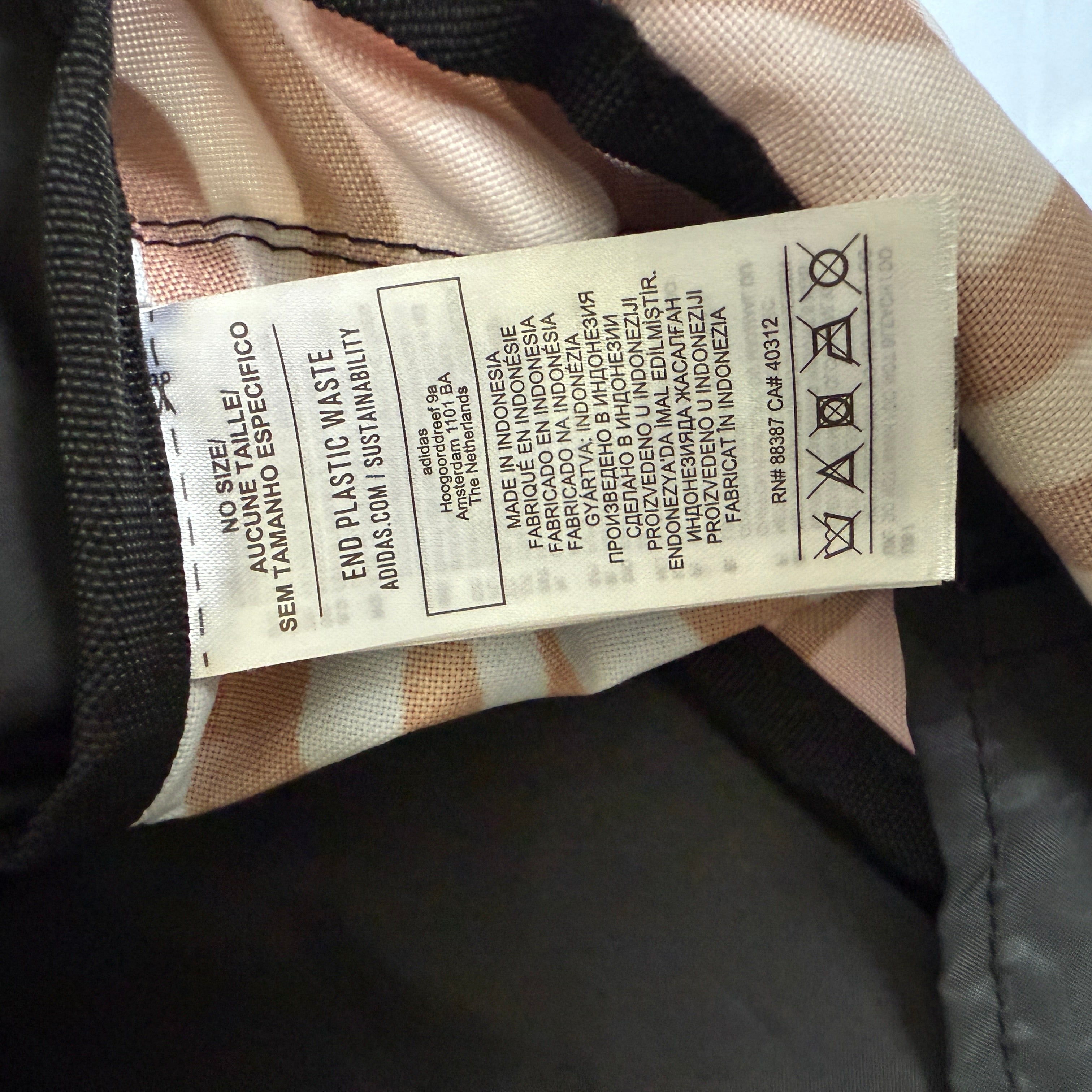 Adidas Duffel Bag (Sporttasche) – Multicolor