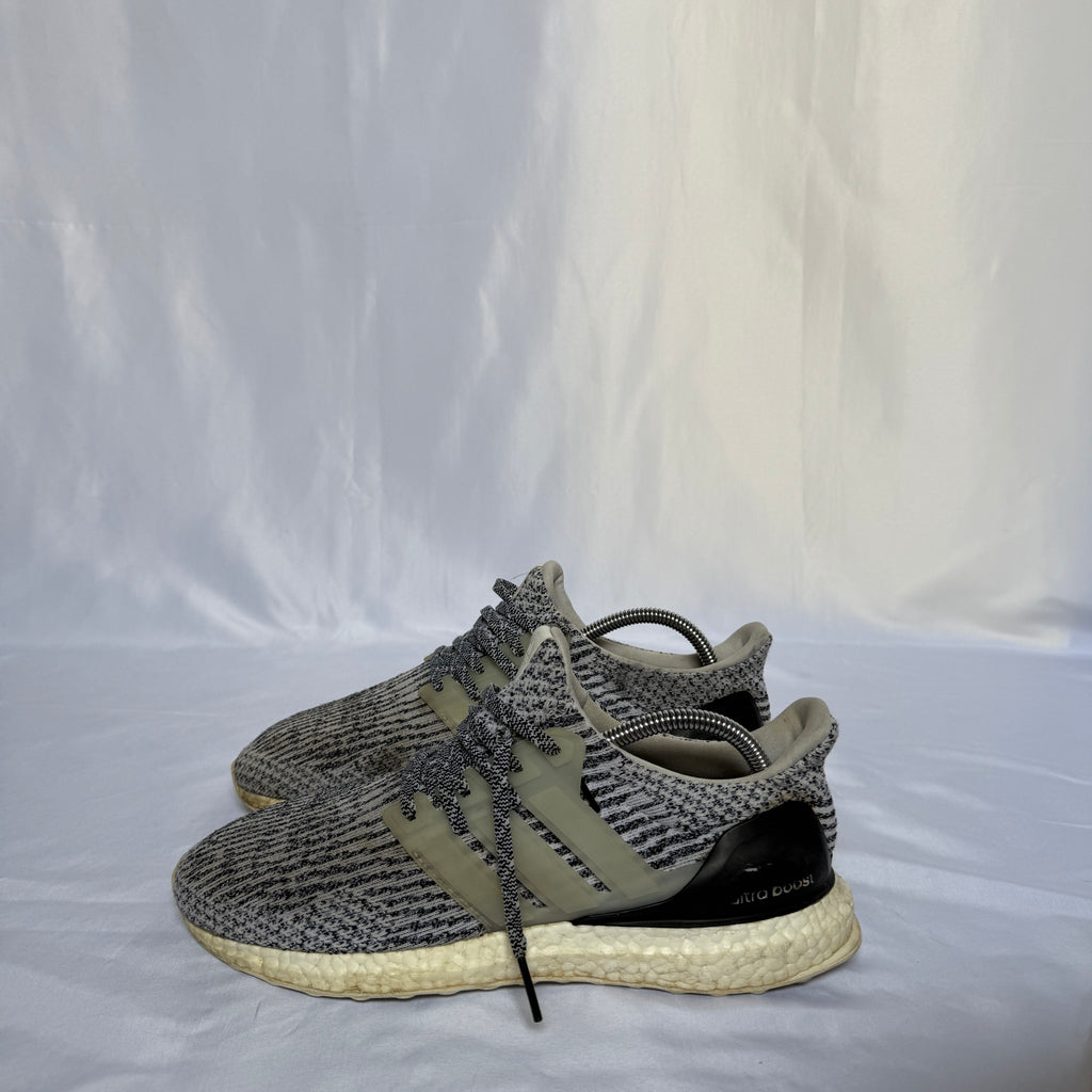 Adidas Ultra Boost 3.0 „Oreo“ (2016) – Beige/Schwarz – Größe 42 (US 8,5)