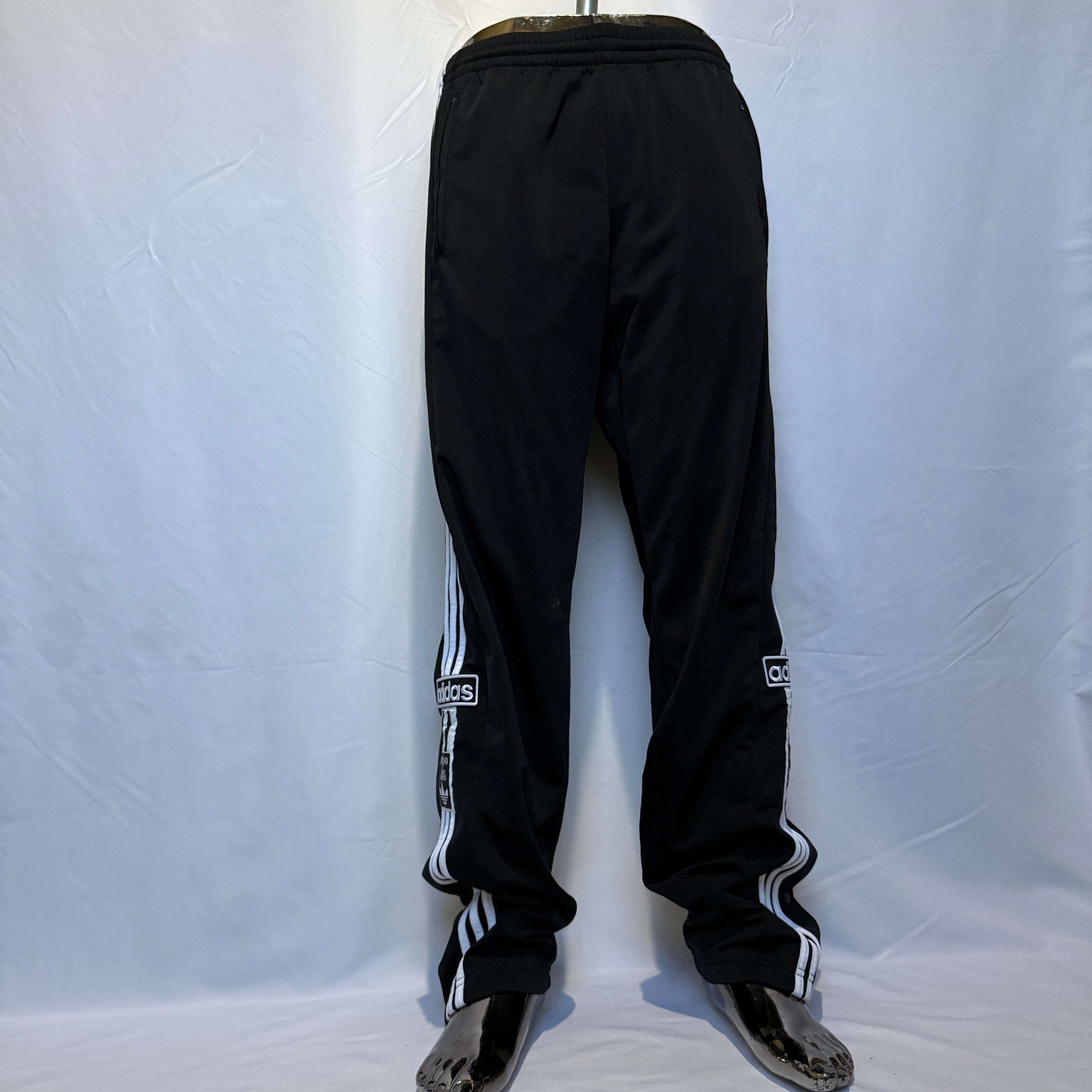 adidas Snap Pants Jogginghose – seitliche Knopfleiste – Gr. L