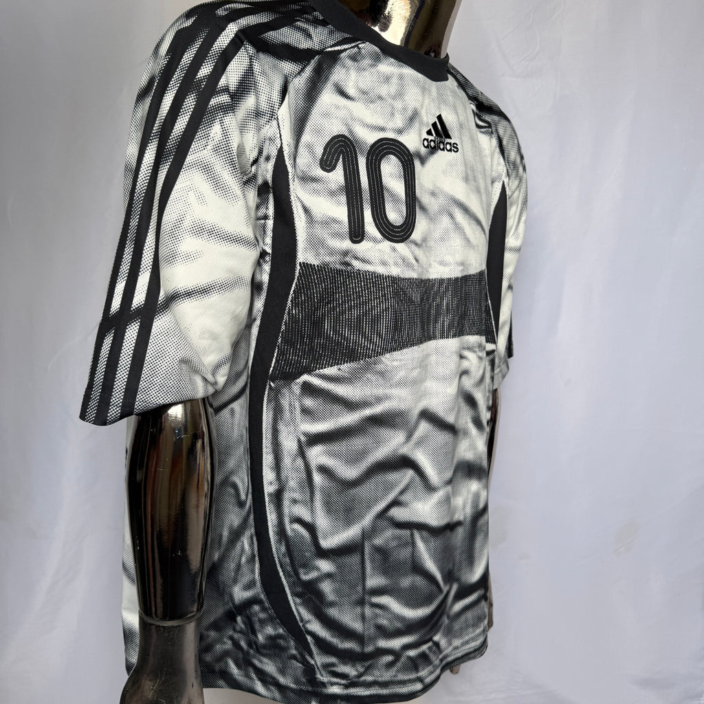 adidas Adilenium Teamgeist Jersey / Trikot / Shirt – Zidane Homage – Nummer 10 – Gr. M
