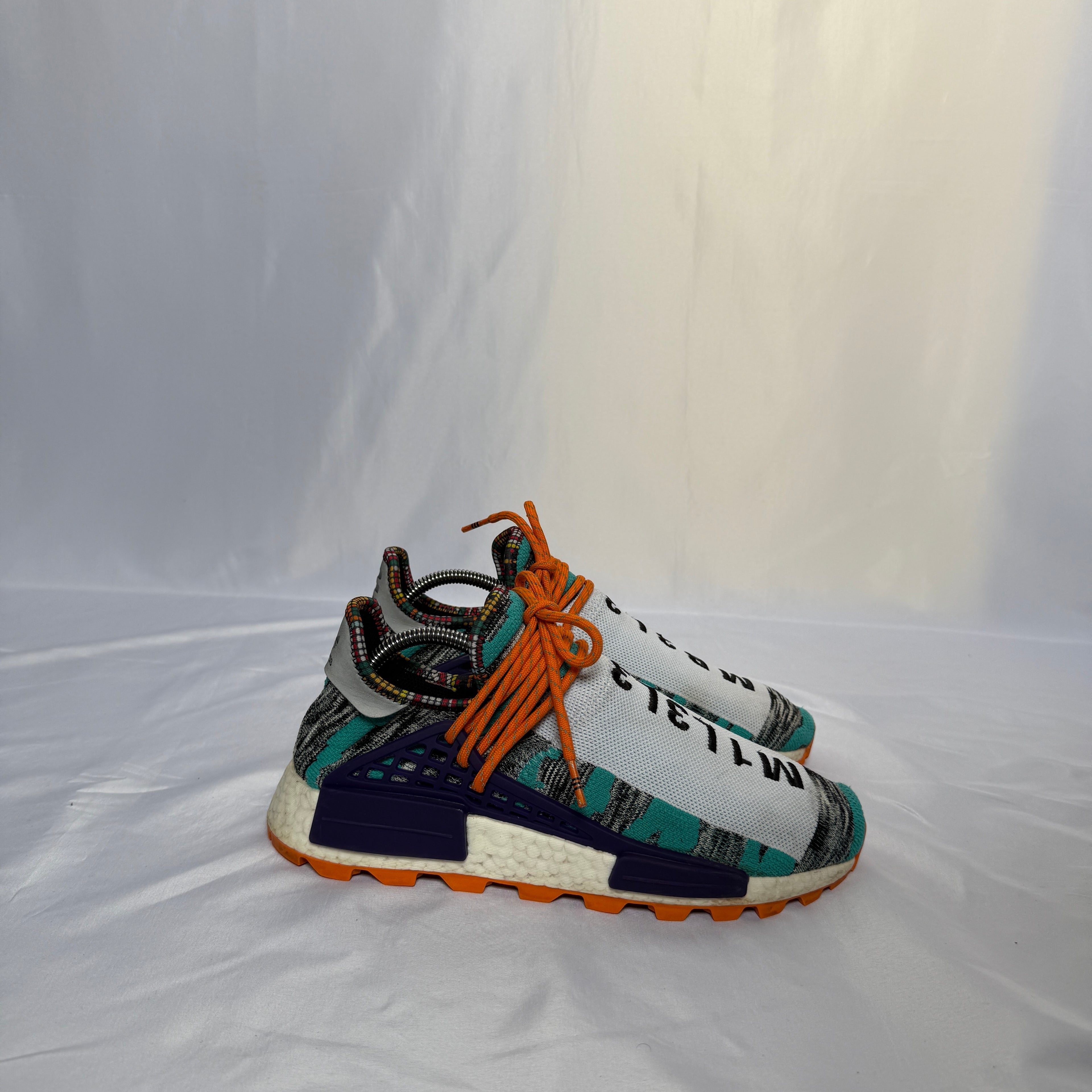 Adidas PW Human Race NMD TR Pharrell Williams „Afro Pack – M1L3L3“ – Größe 42 (US 8)