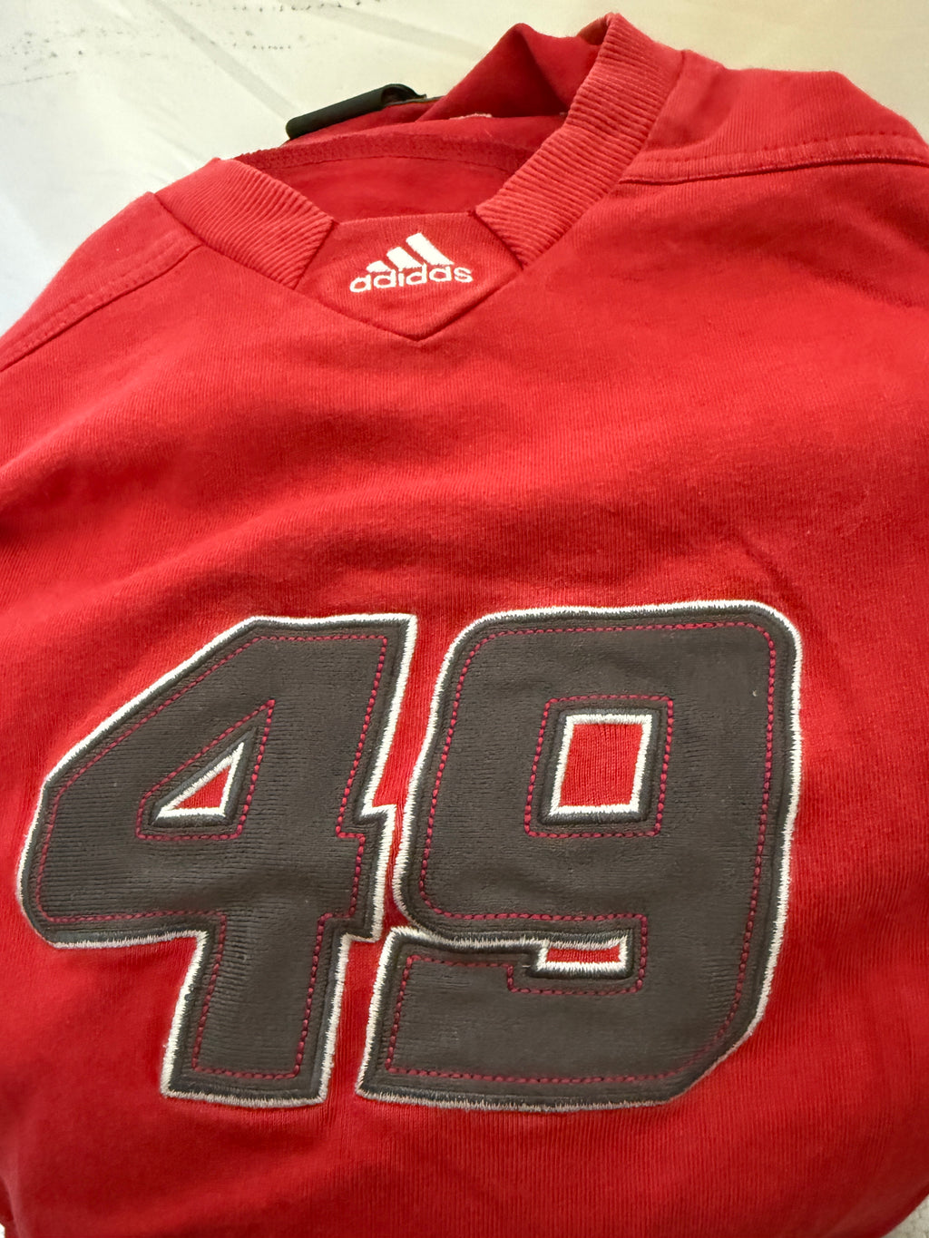 adidas 90er Vintage T-Shirt / Shirt – „49“ Patch Y2K – Gr. M