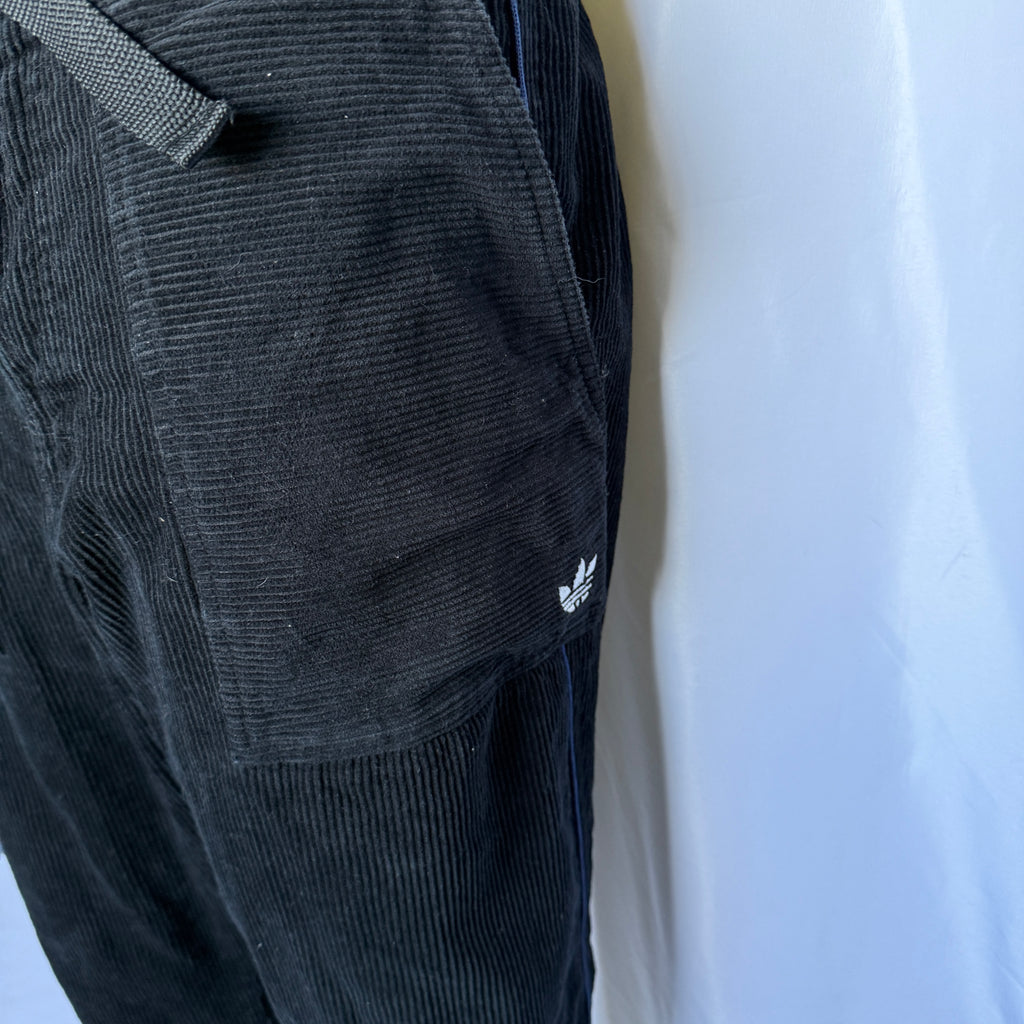 Adidas Originals Cordhose SAMPLE – Schwarz (Prototyp / Selten!) - Größe M