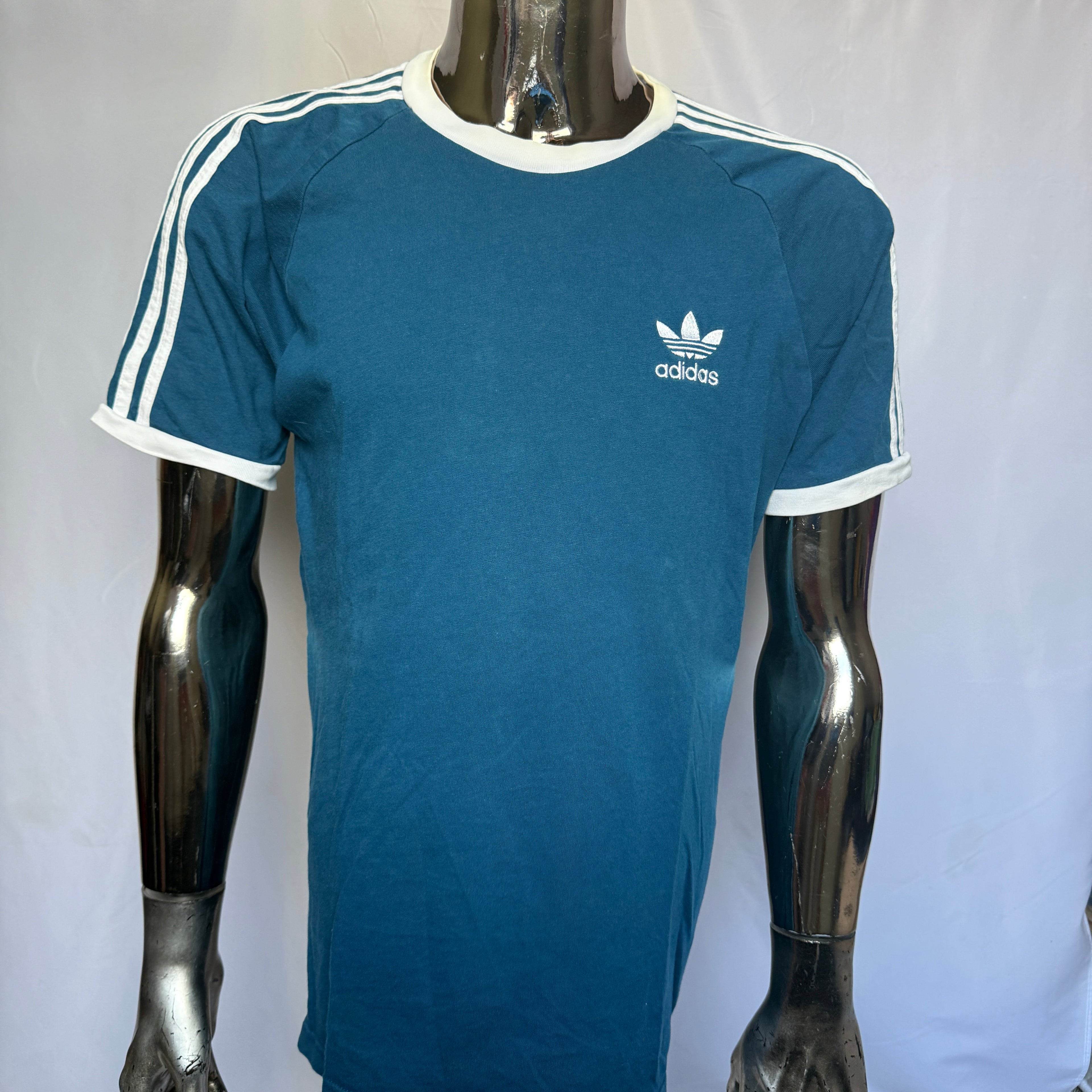 adidas Originals T-Shirt – Trefoil Logo – Blue Classic – Gr. M