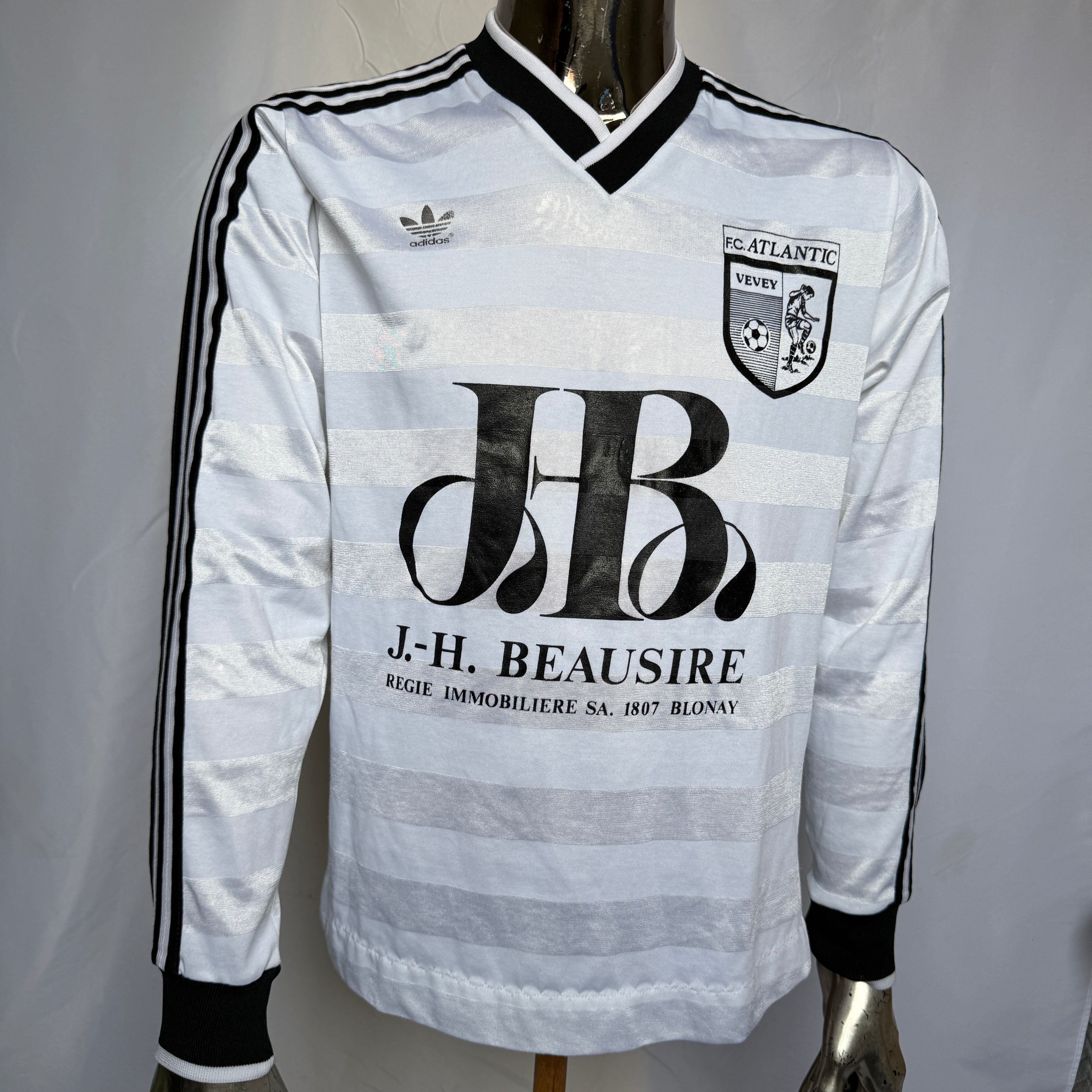 adidas 80er 90er Vintage Football Jersey / Trikot / Shirt – FC Atlantic Vevey – Gr. M
