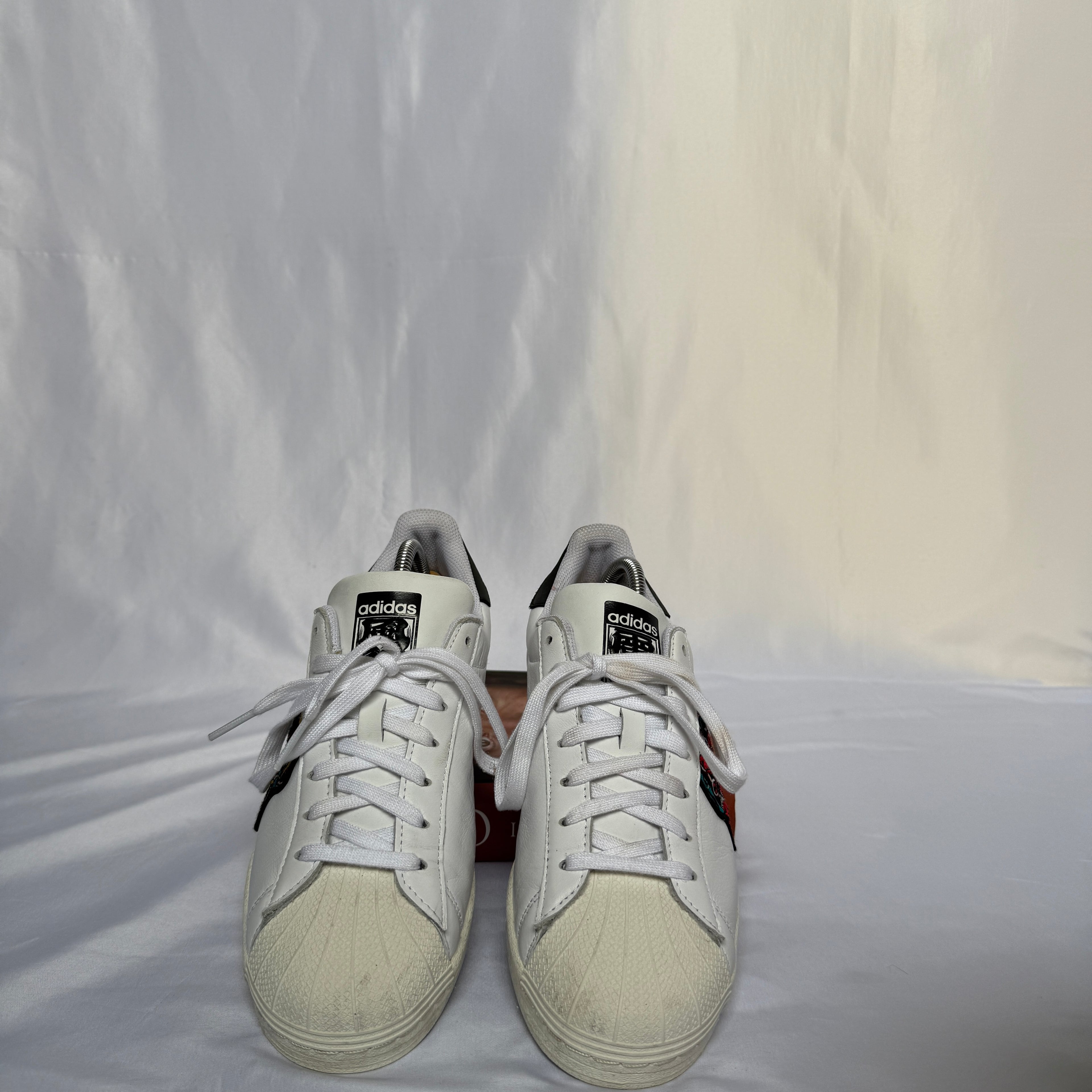 Adidas Superstar 80s Chinese New Year (2020) – Weiß – Größe 42⅔ (US 9)