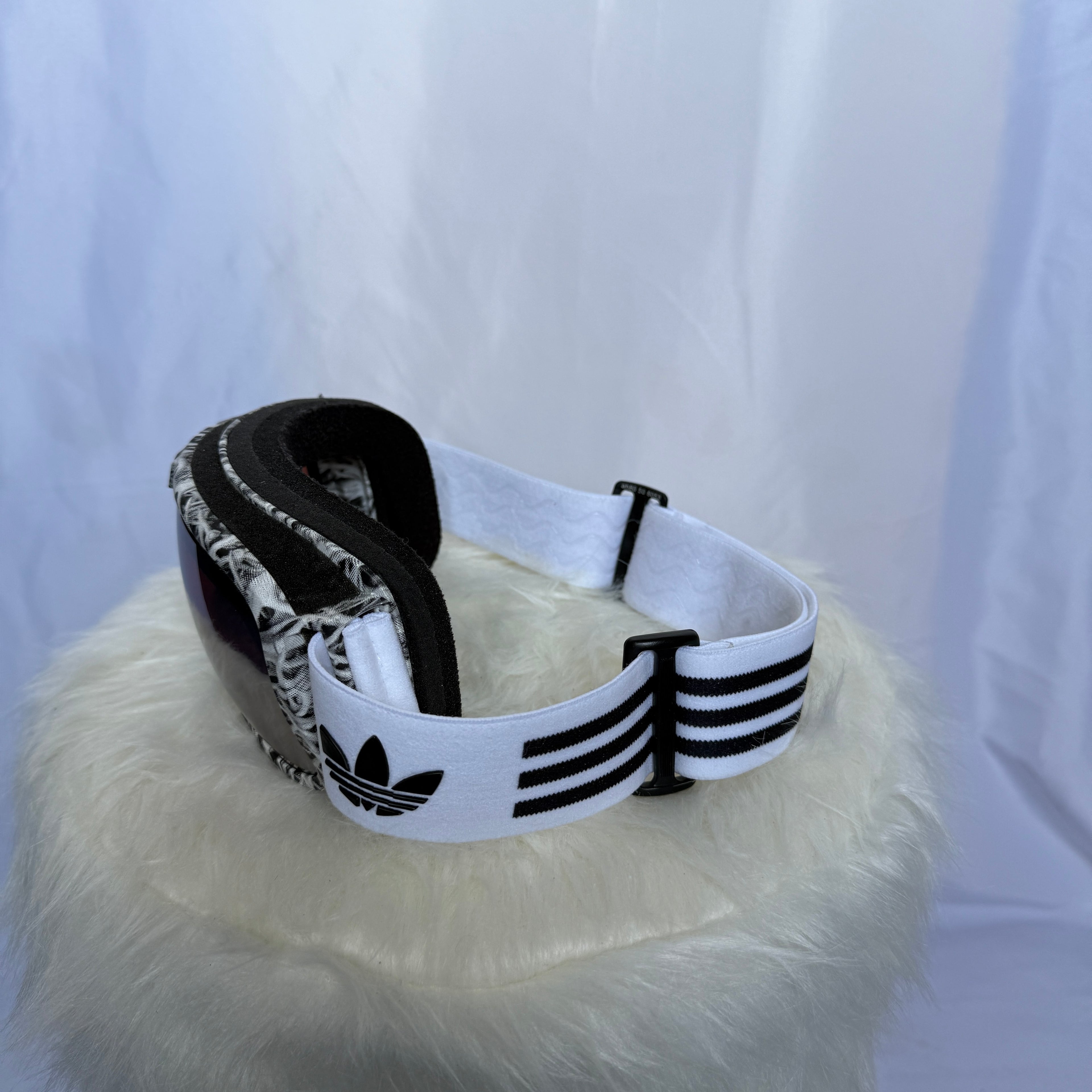 Adidas Originals Skibrille – Trefoil Design Weiß/Schwarz NEU