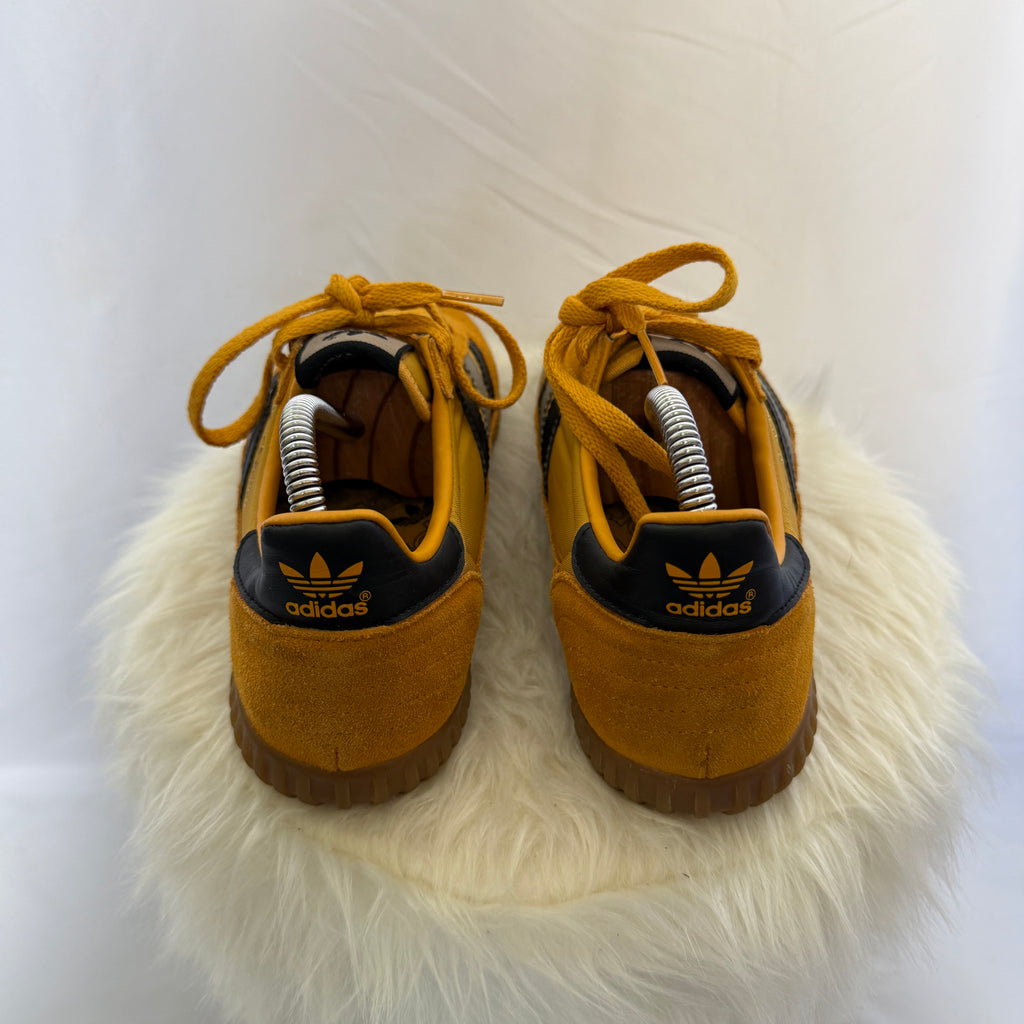 adidas Indoor Super Sneaker / Schuhe – Orange / Gum – Größe 40 2/3