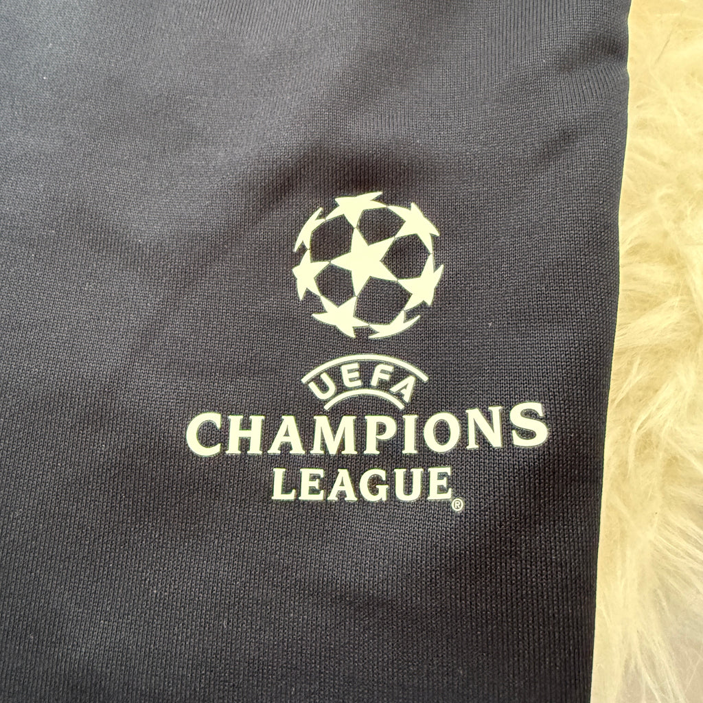 adidas FC Bayern München Track Pants / Jogginghose – Champions League – Gr. L