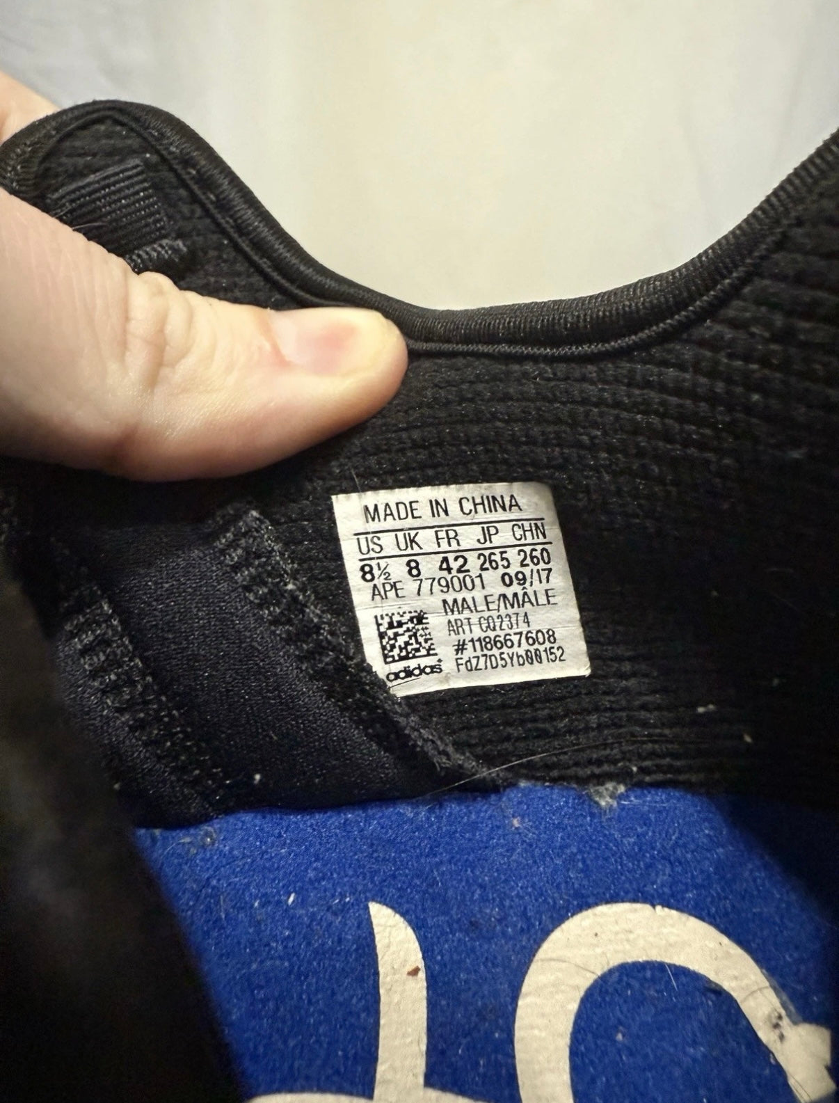 Adidas NMD R1 – Core Black/Blue (2017) – Größe 42 (US 8.5)