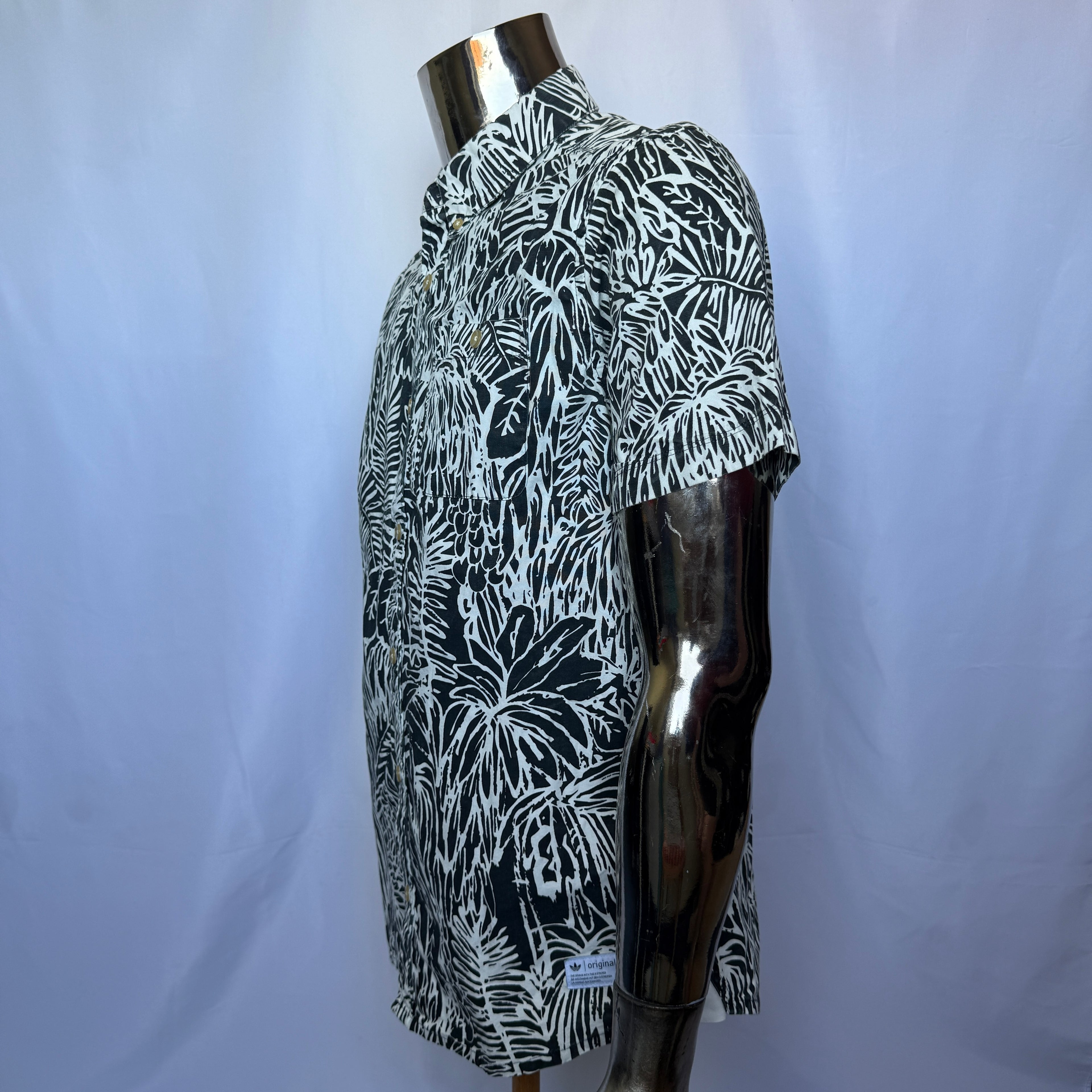 Adidas Originals Hemd – Tropical Leaf Pattern – Größe M
