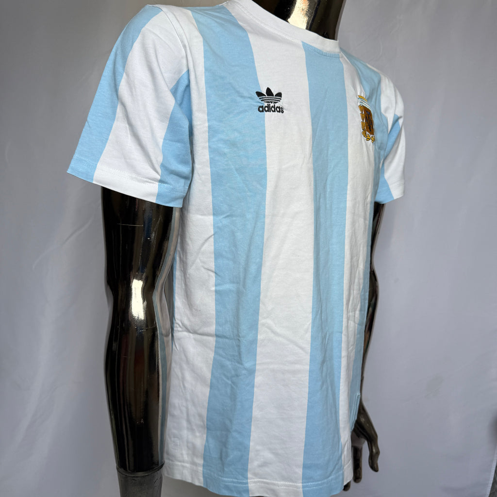 adidas Argentina Retro T-Shirt / Shirt – World Cup Detail (Metall Pokal) – Gr. S