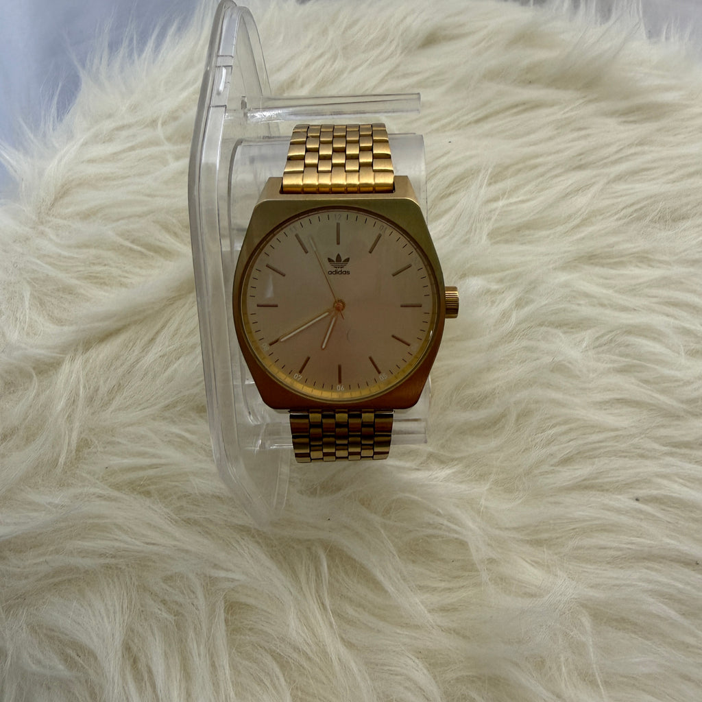 adidas Armbanduhr – Minimal Trefoil – Gold – Metallarmband – Unisex