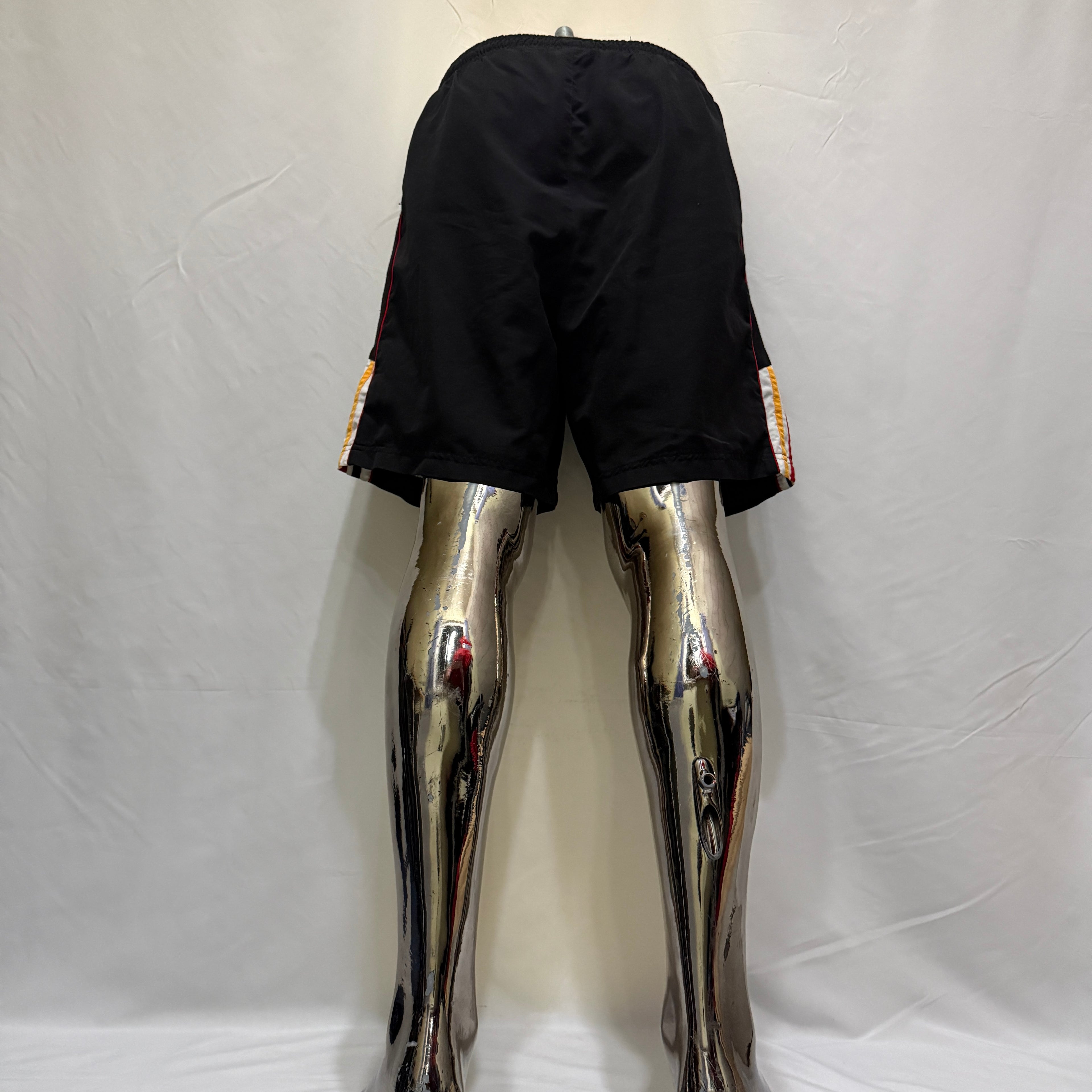 adidas DFB Deutschland 90er Vintage Shorts / kurze Hose – Gr. M