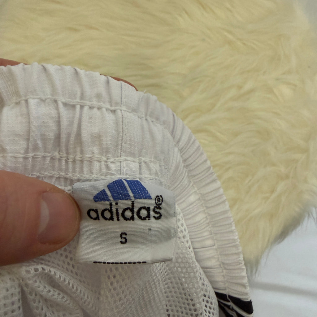 adidas Real Madrid 90er Vintage Shorts / kurze Hose – Gr. S