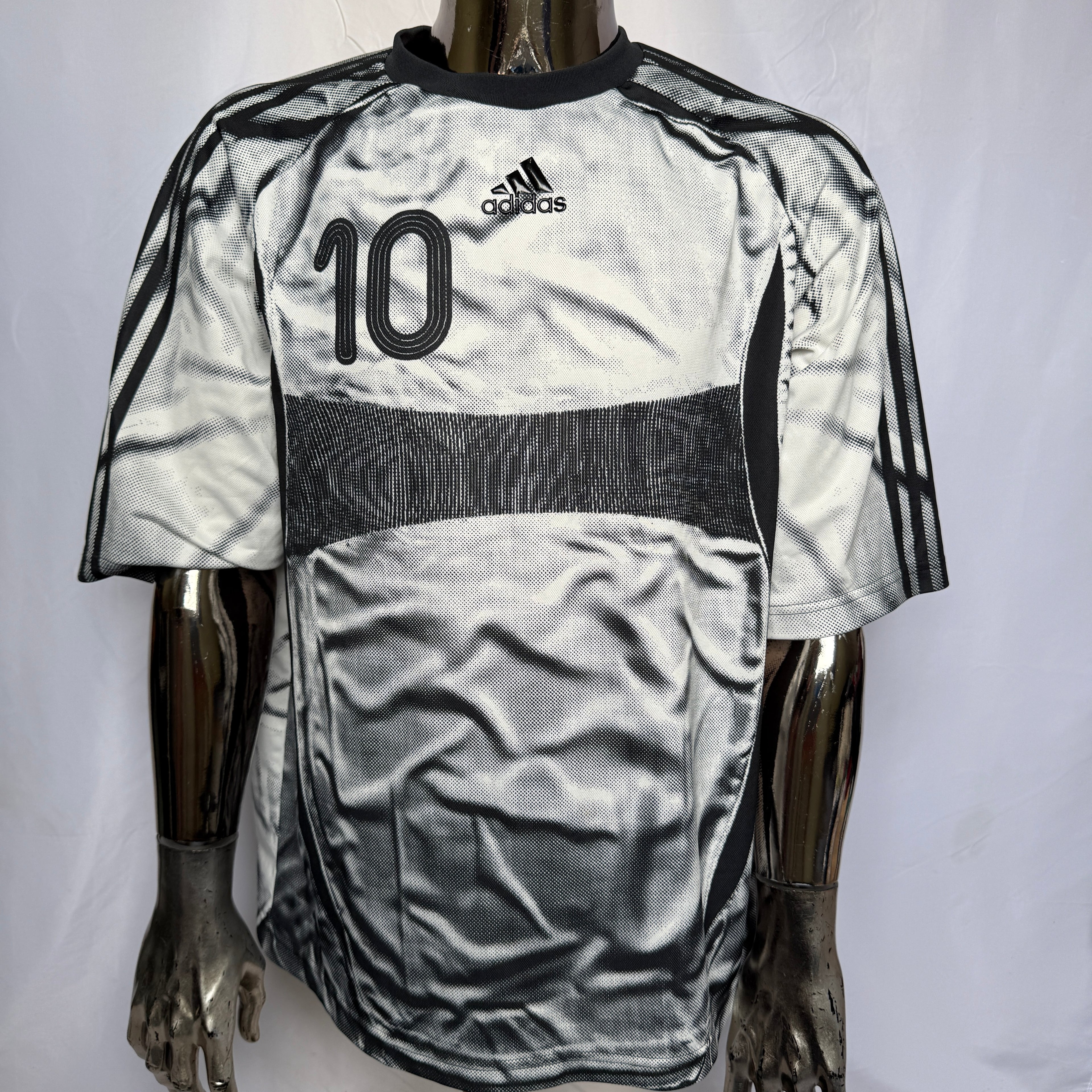 adidas Adilenium Teamgeist Jersey / Trikot / Shirt – Zidane Homage – Nummer 10 – Gr. M
