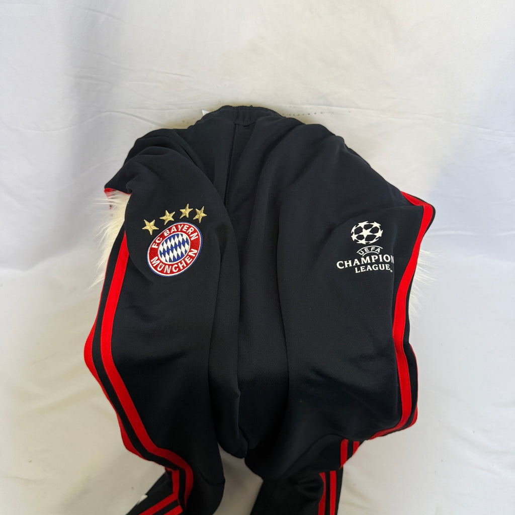 adidas FC Bayern München Champions League Jogginghose / Trainingshose – Gr. L