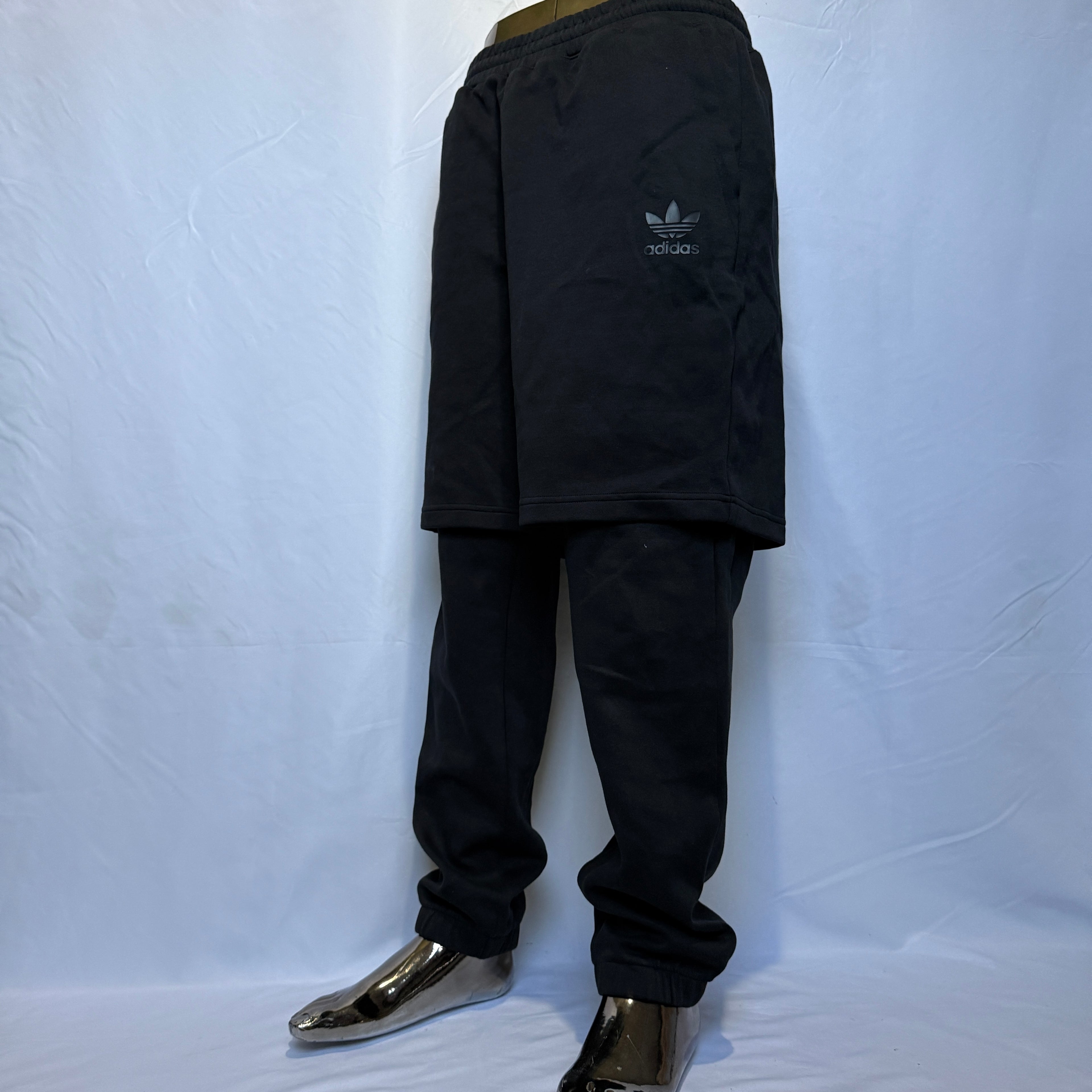 adidas Jogginghose / Trainingshose / Trackpant – kurz + lang – Gr. M