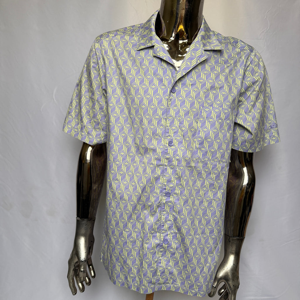 adidas Graphics Monogram Shirt / Hemd – limited – Gr. M