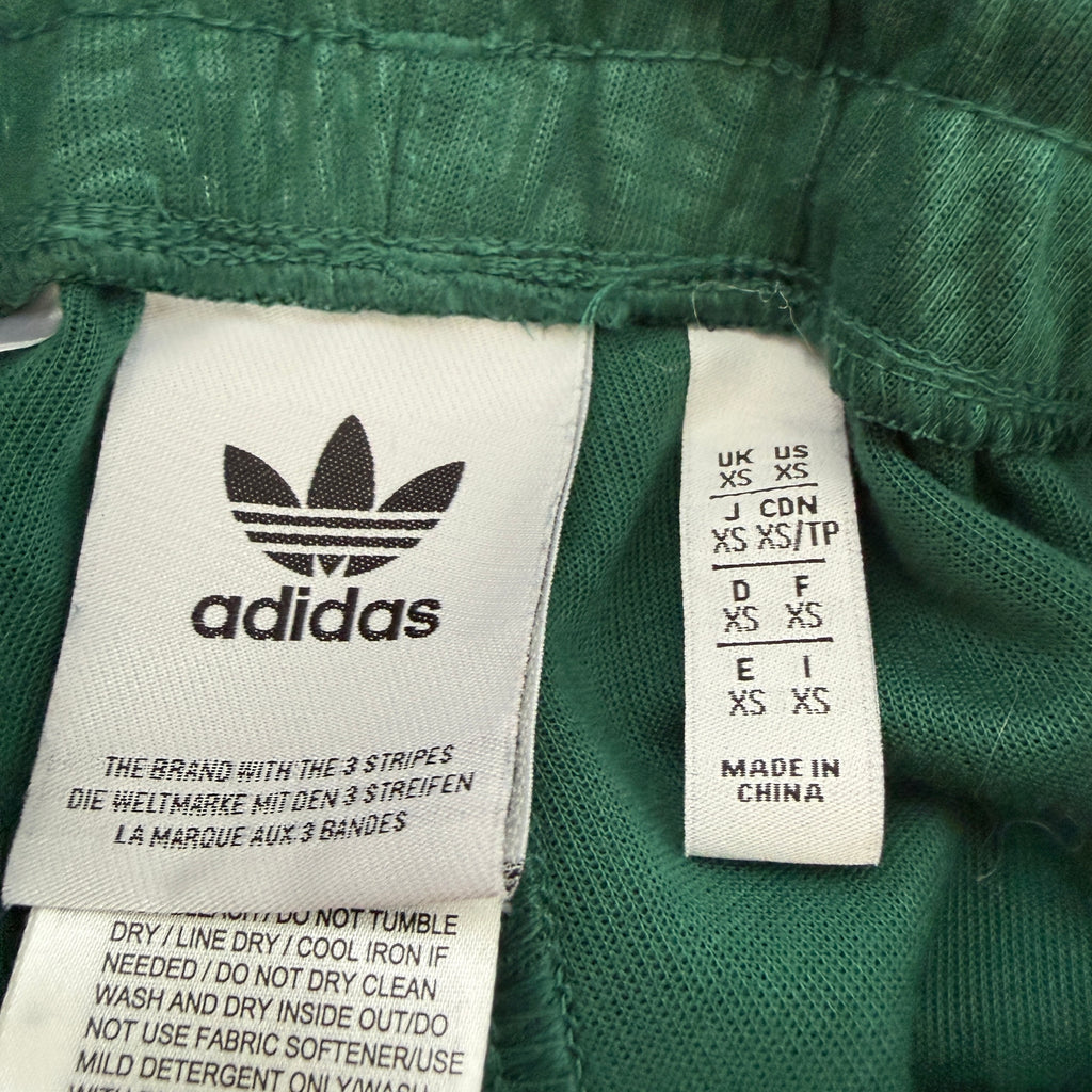 adidas Originals Shorts – AOP Trefoil Monogram – Gr. XS
