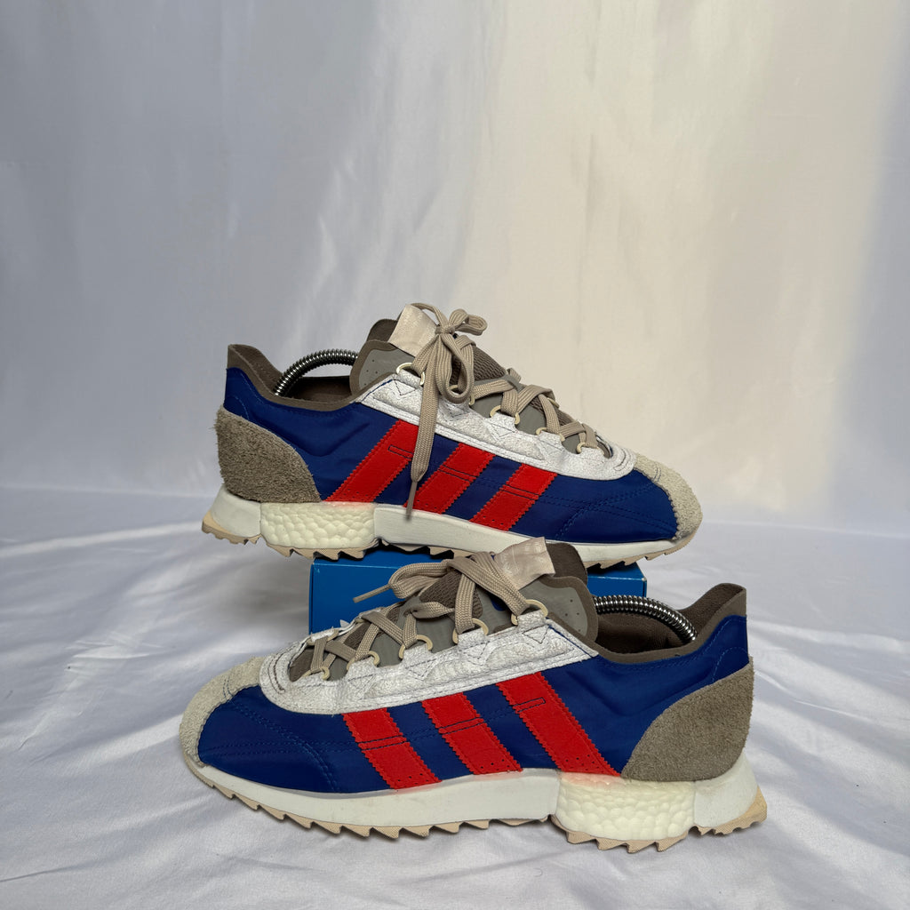 Adidas Marathon TR x White Mountaineering – Limited
– Größe 42 ⅔