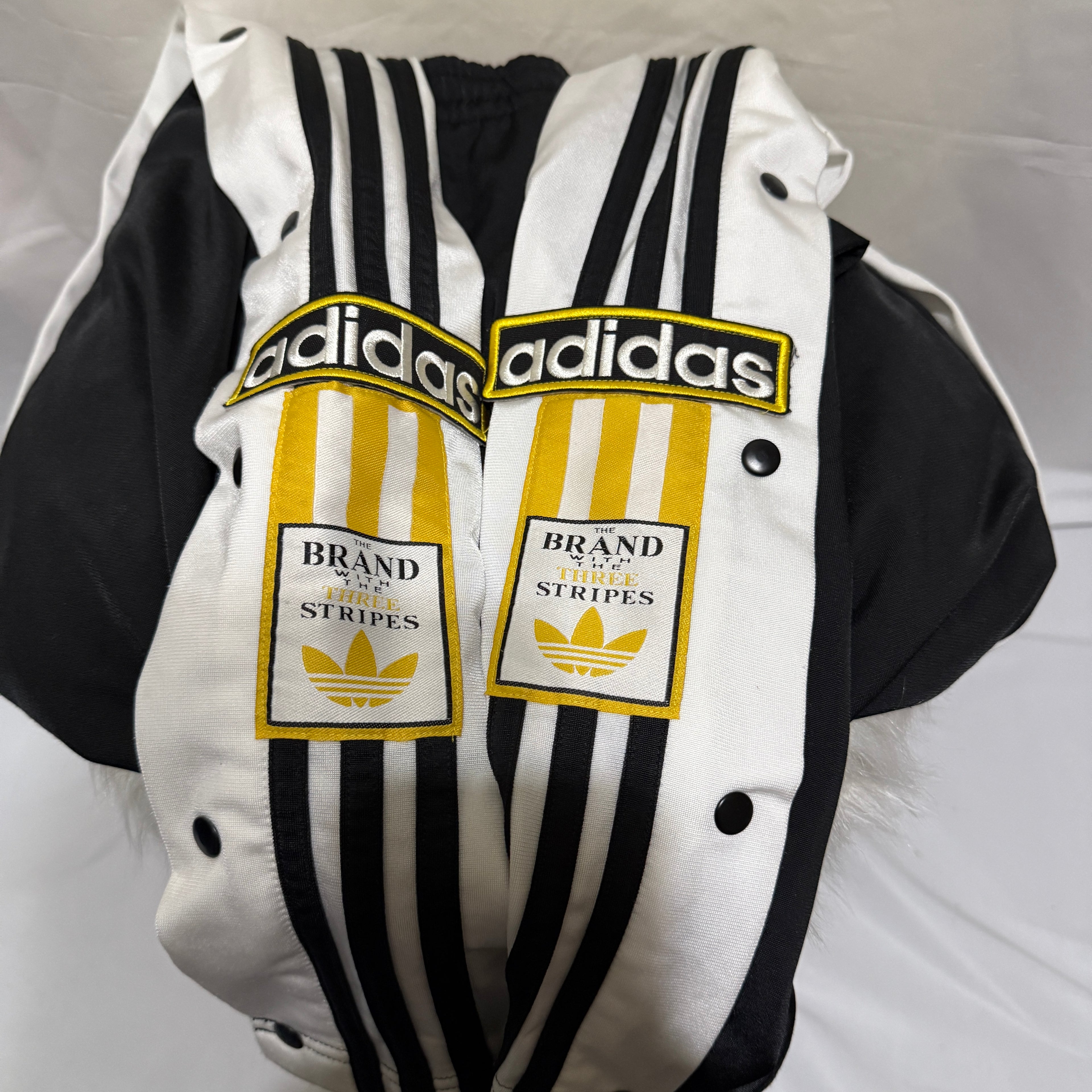 Adidas “Adibreak” Jogginghose / Trainingshose (seitliche Knopfleiste) - Retro - Größe M