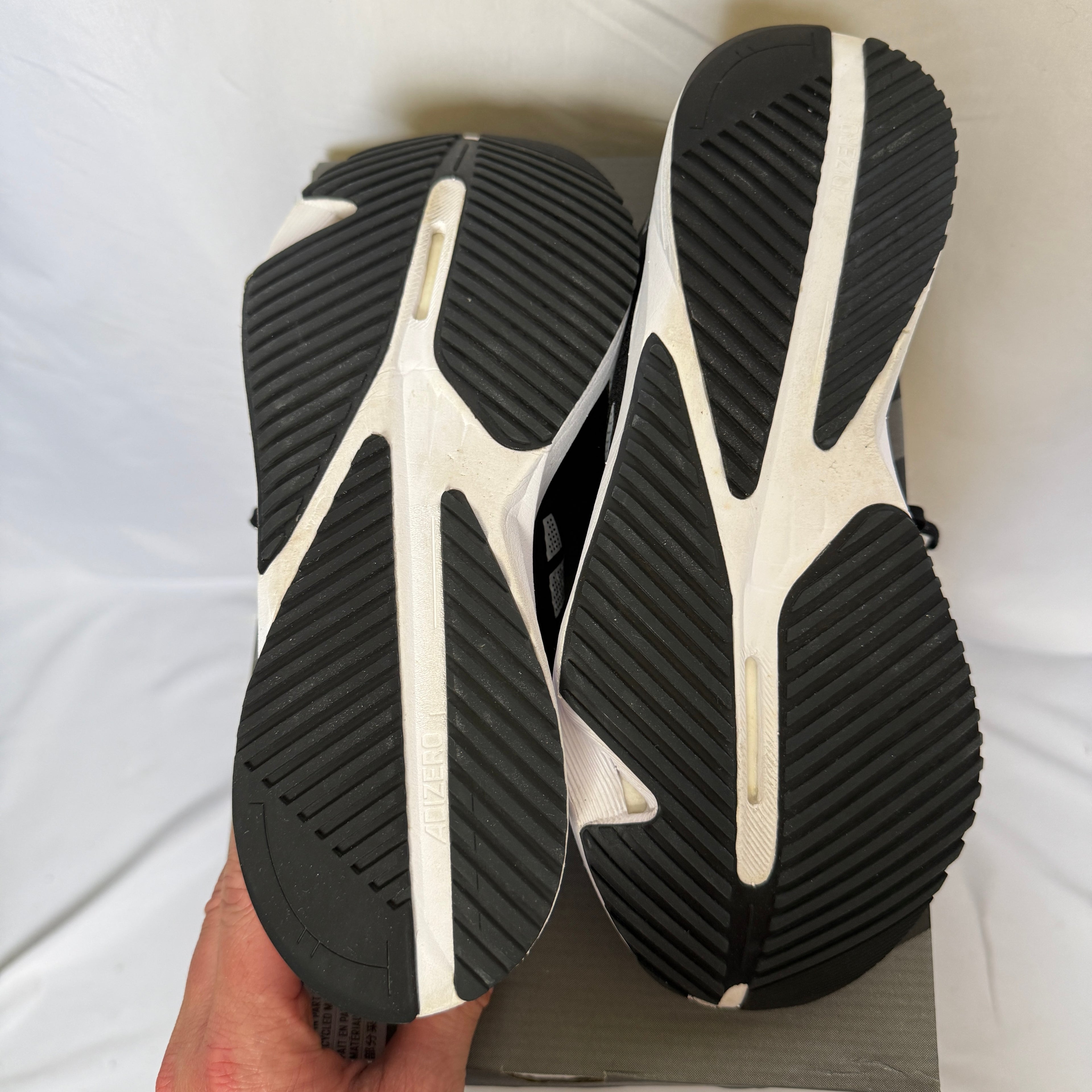 adidas Adizero SL W  Laufschuhe / Sneaker – neuwertig – Größe 39 1/3