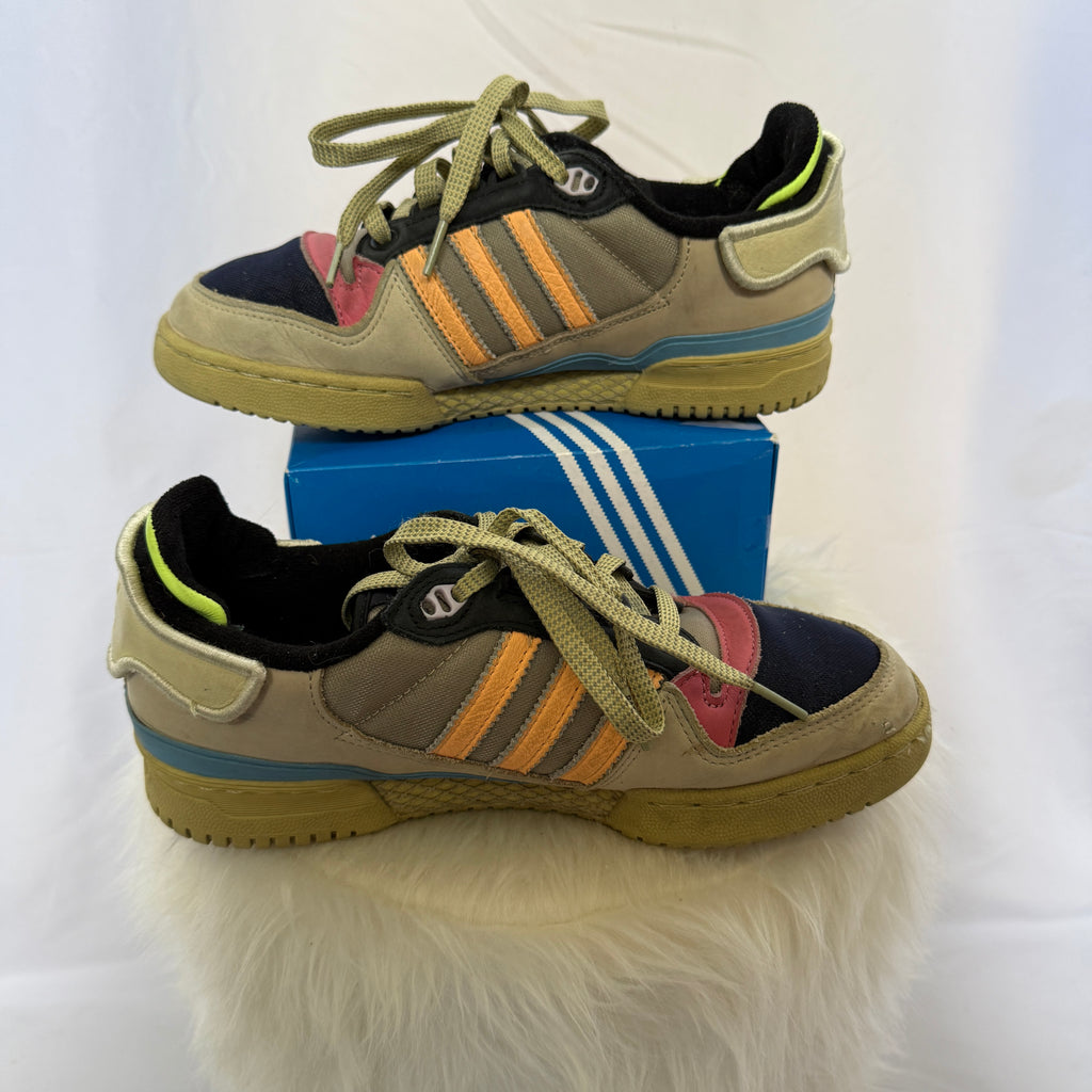 adidas x Bad Bunny Forum PWR „Benito“ – Sand / Acid Orange – Größe 39 1/3