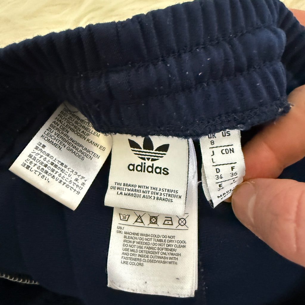 adidas Jogginghose / Trainingshose – seitliche Knopfleiste – Gr. XS-S (Damen)