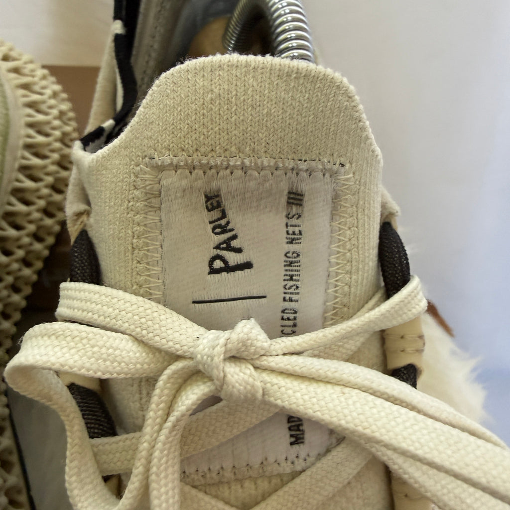adidas 4DFWD Parley x Sneaker / Schuhe - Limited - Größe 44