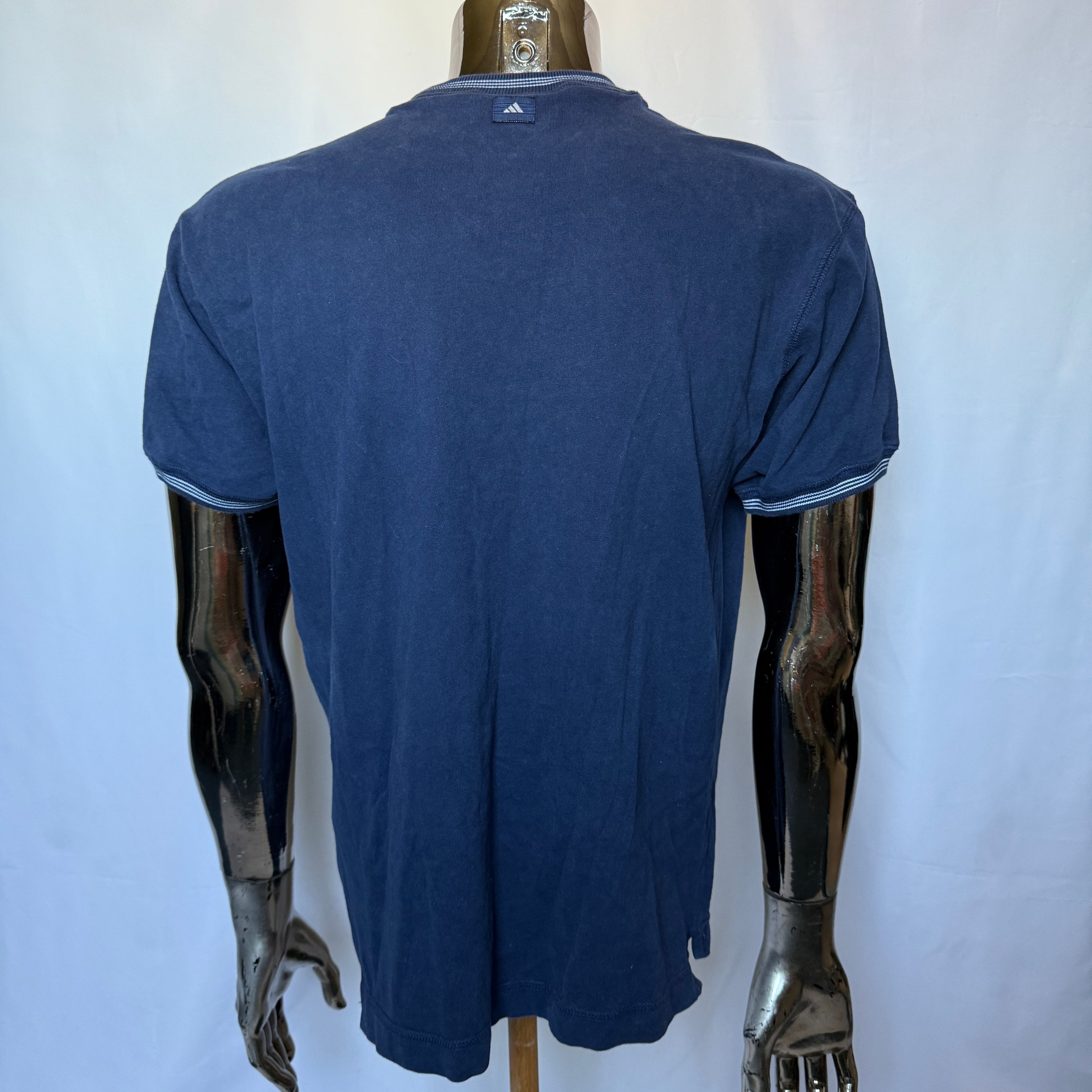 Adidas Performance T-Shirt – Made in Europe – 90er Jahre Vintage - Größe M