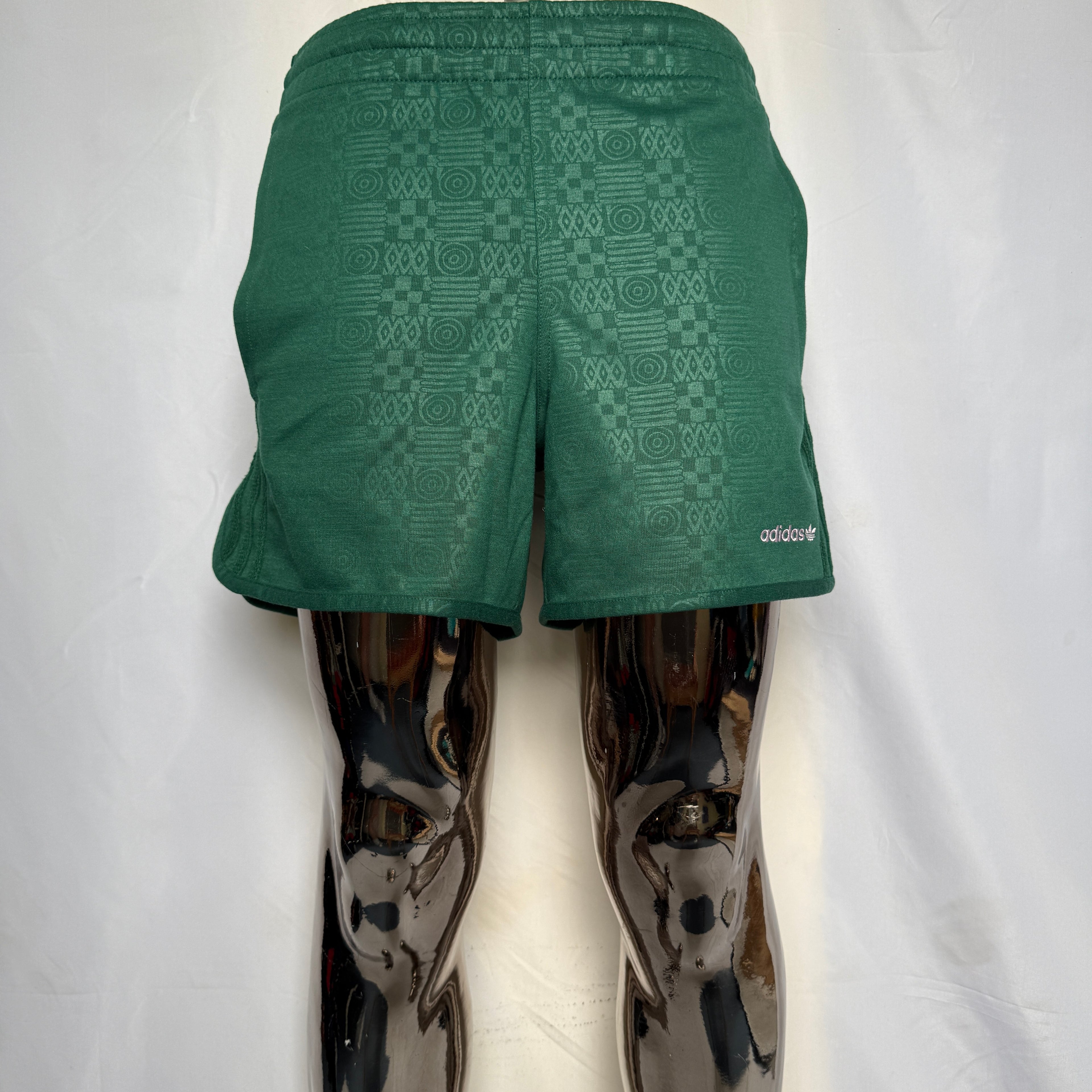 adidas Originals Shorts – AOP Trefoil Monogram – Gr. XS