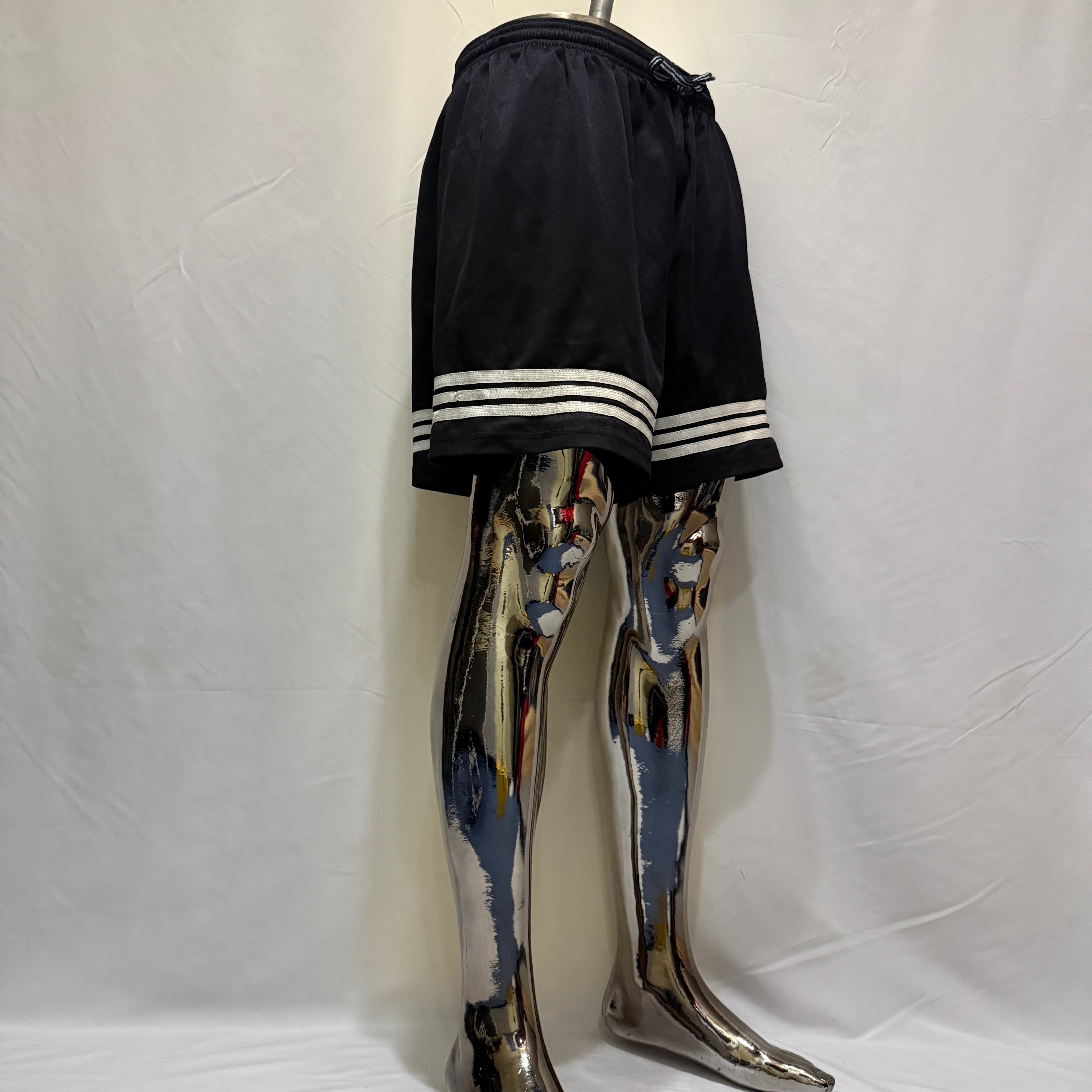 adidas 90er Vintage Shorts / kurze Hose – Gr. M