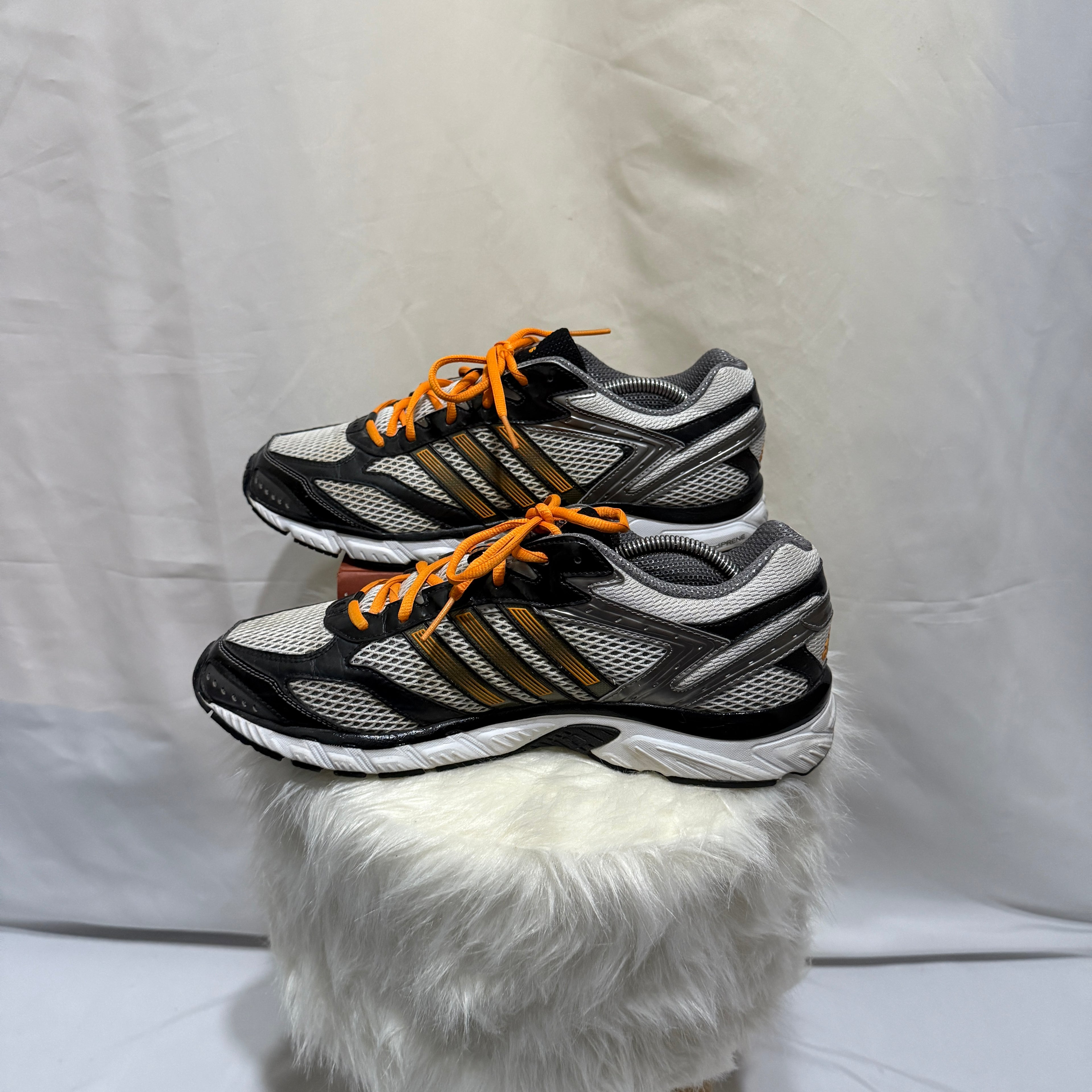 Adidas Response Cushion Retro Sneaker - Größe 45 1/3