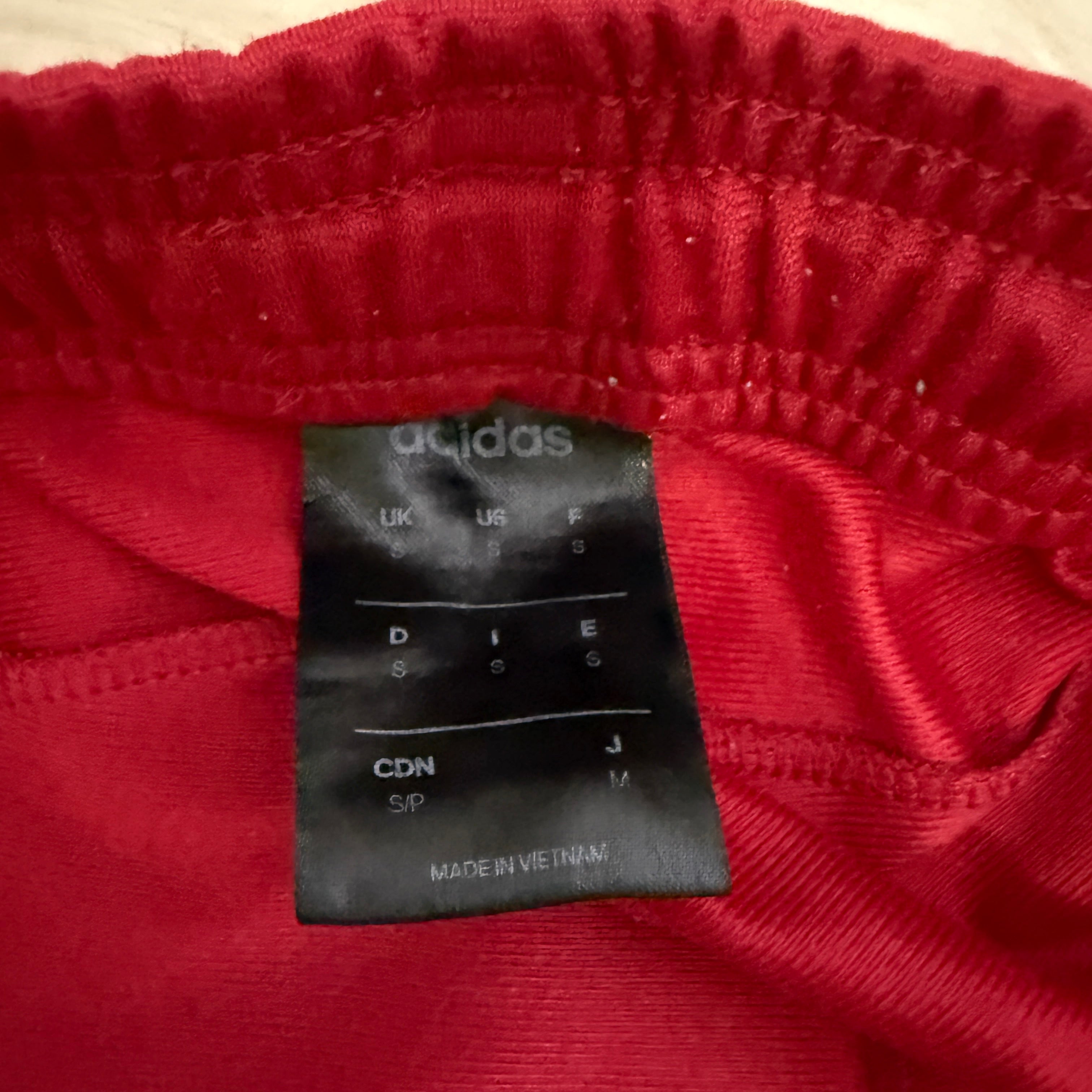 adidas classic Jogginghose / Trainingshose – Größe S