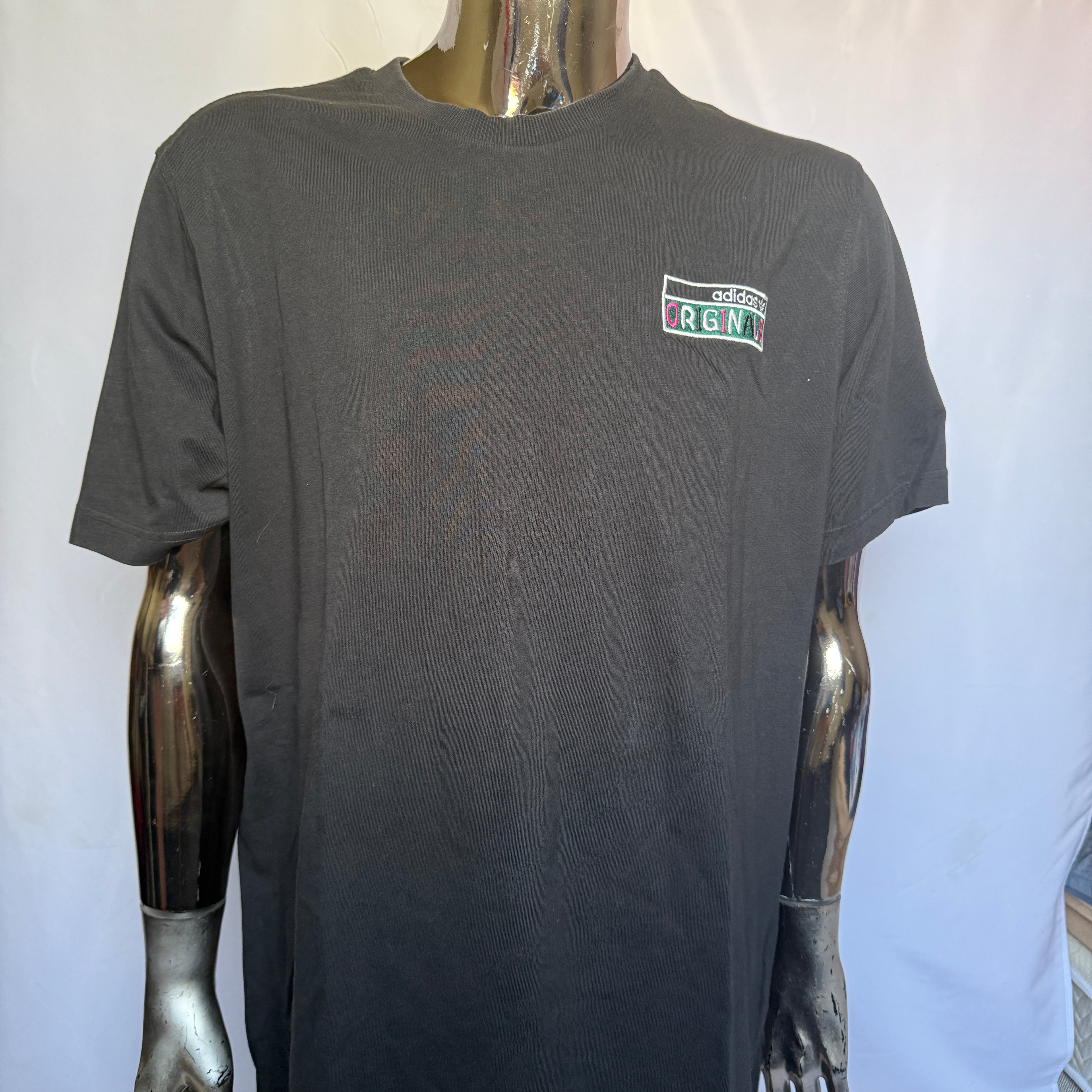 adidas Originals T-Shirt / Shirt – Back Print Trefoil Graphic – Gr. L