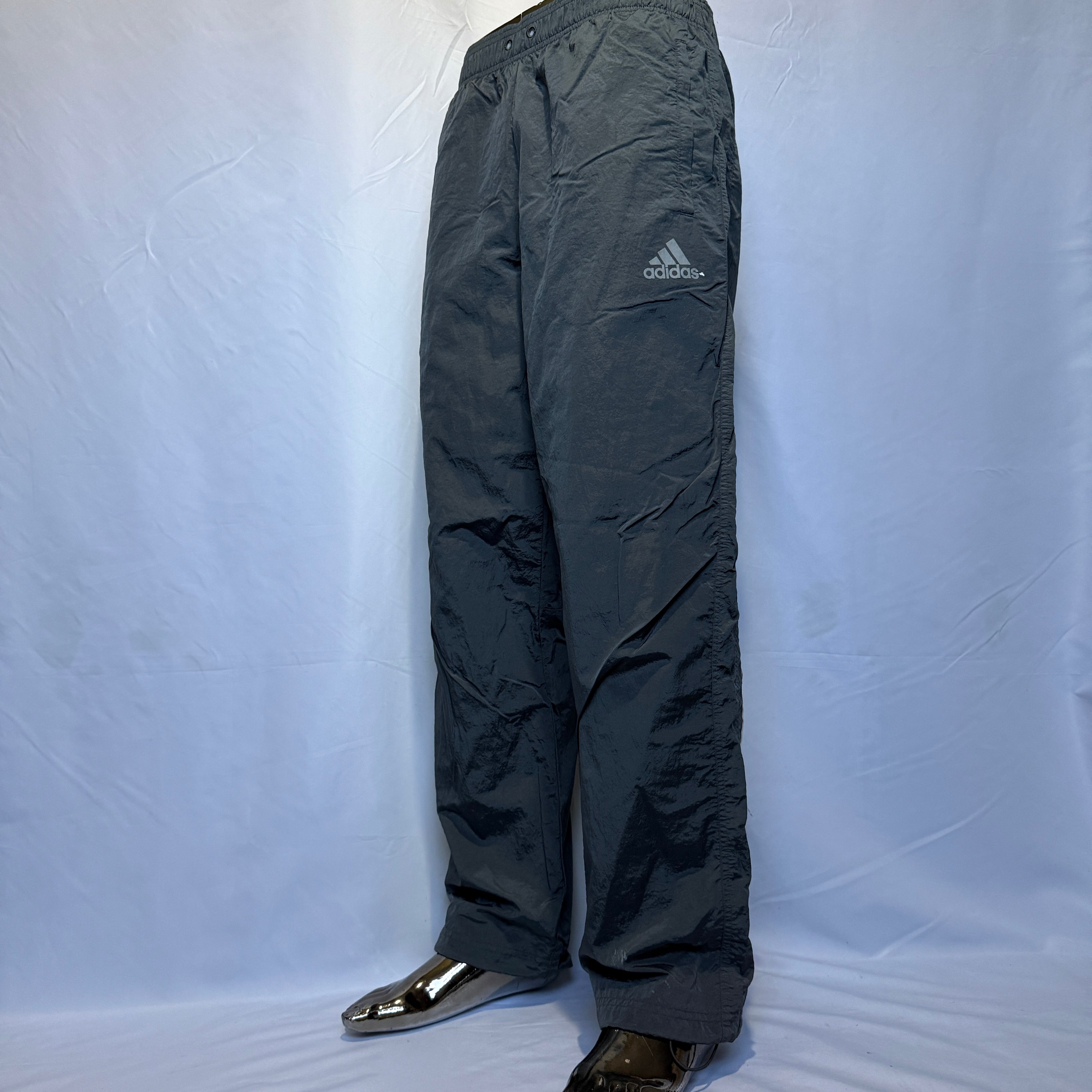 adidas x NASA Jogginghose / Trainingshose – limited – Gr. S