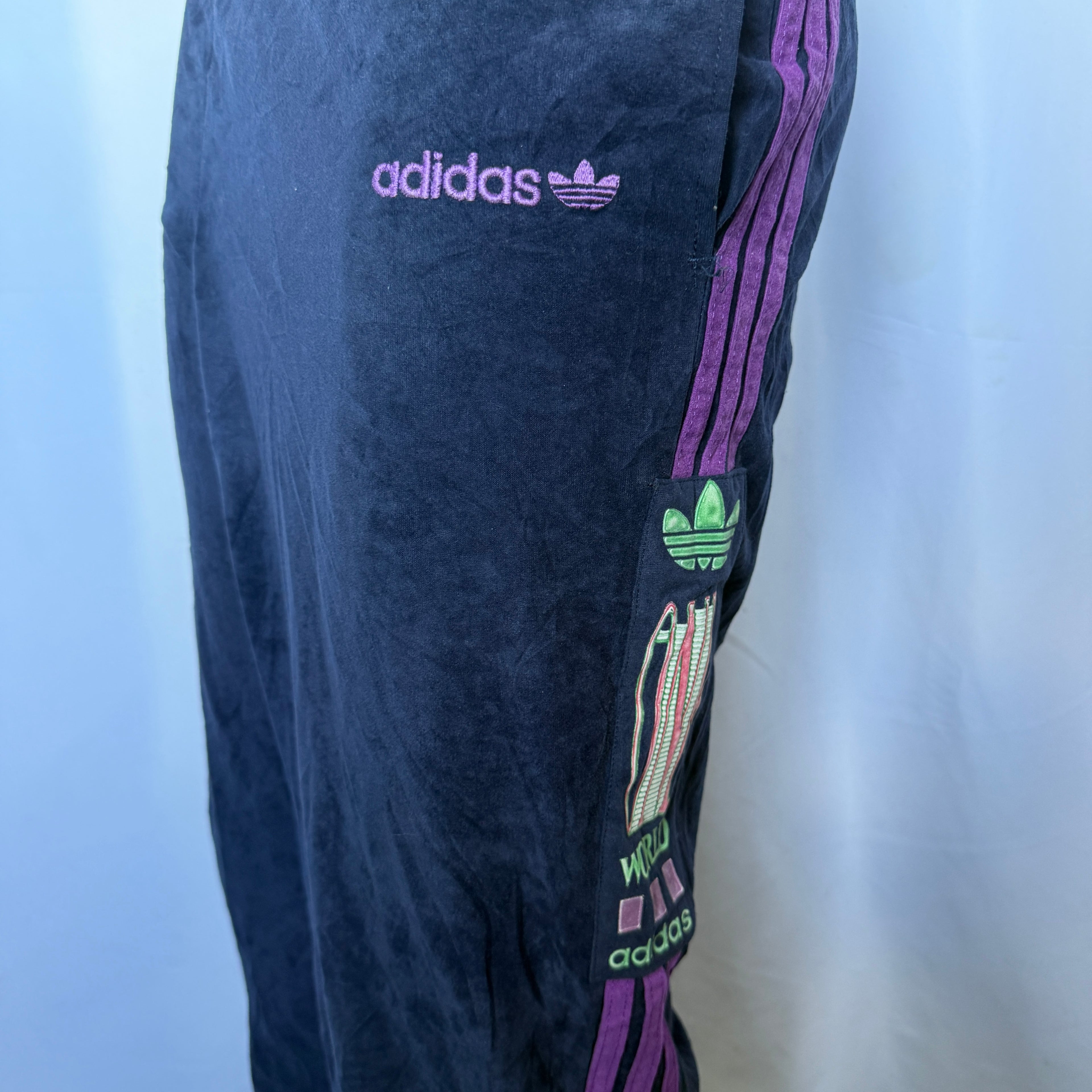 adidas Vintage Track Pants – Big Side Logo Patch – Trefoil – 3-Stripes – Gr. L